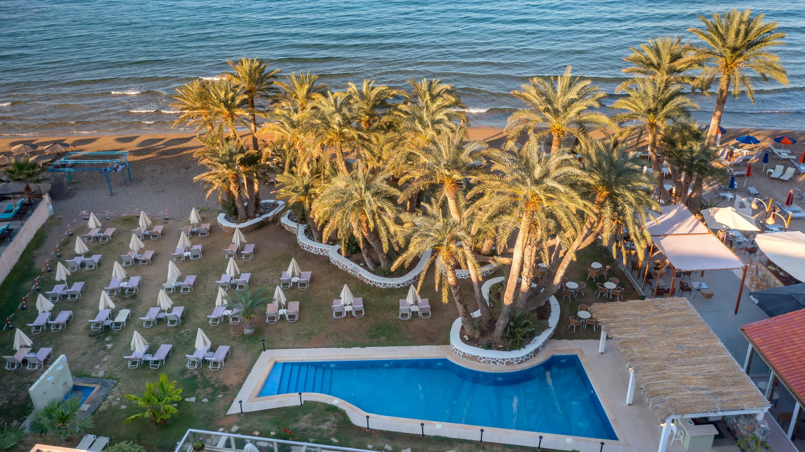 Zeus Hotels Palm Beach Ansicht 10