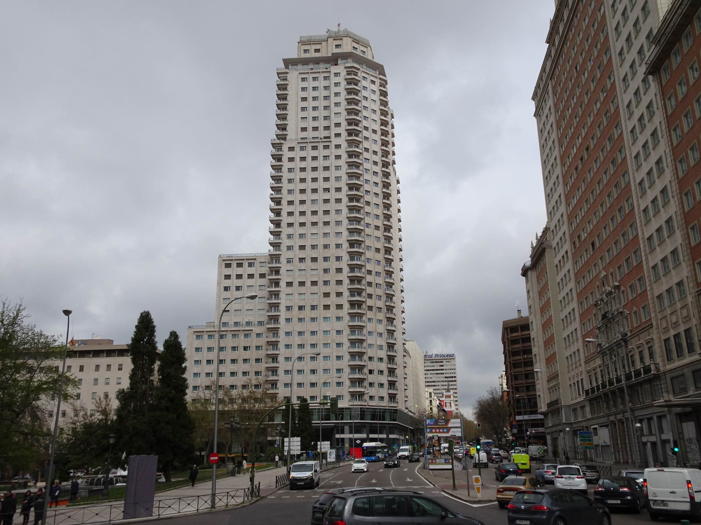 Barcelo Torre de Madrid