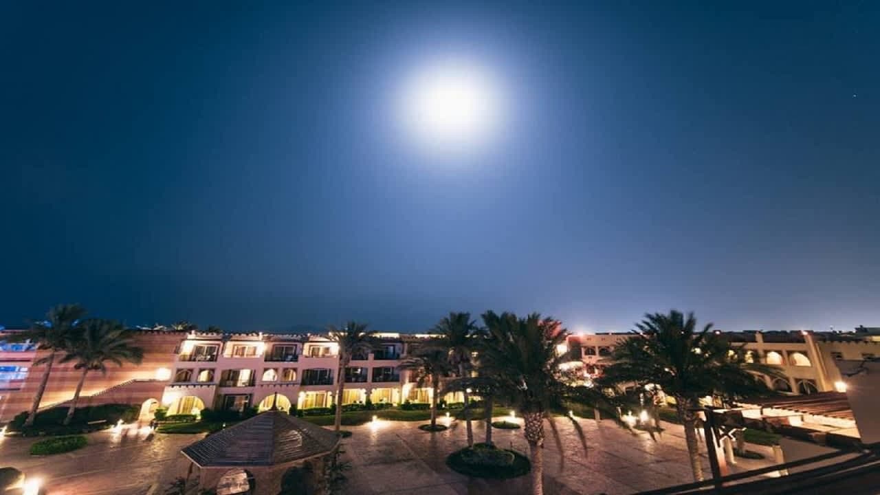 Sea Beach Edge by Rotana Ansicht 3