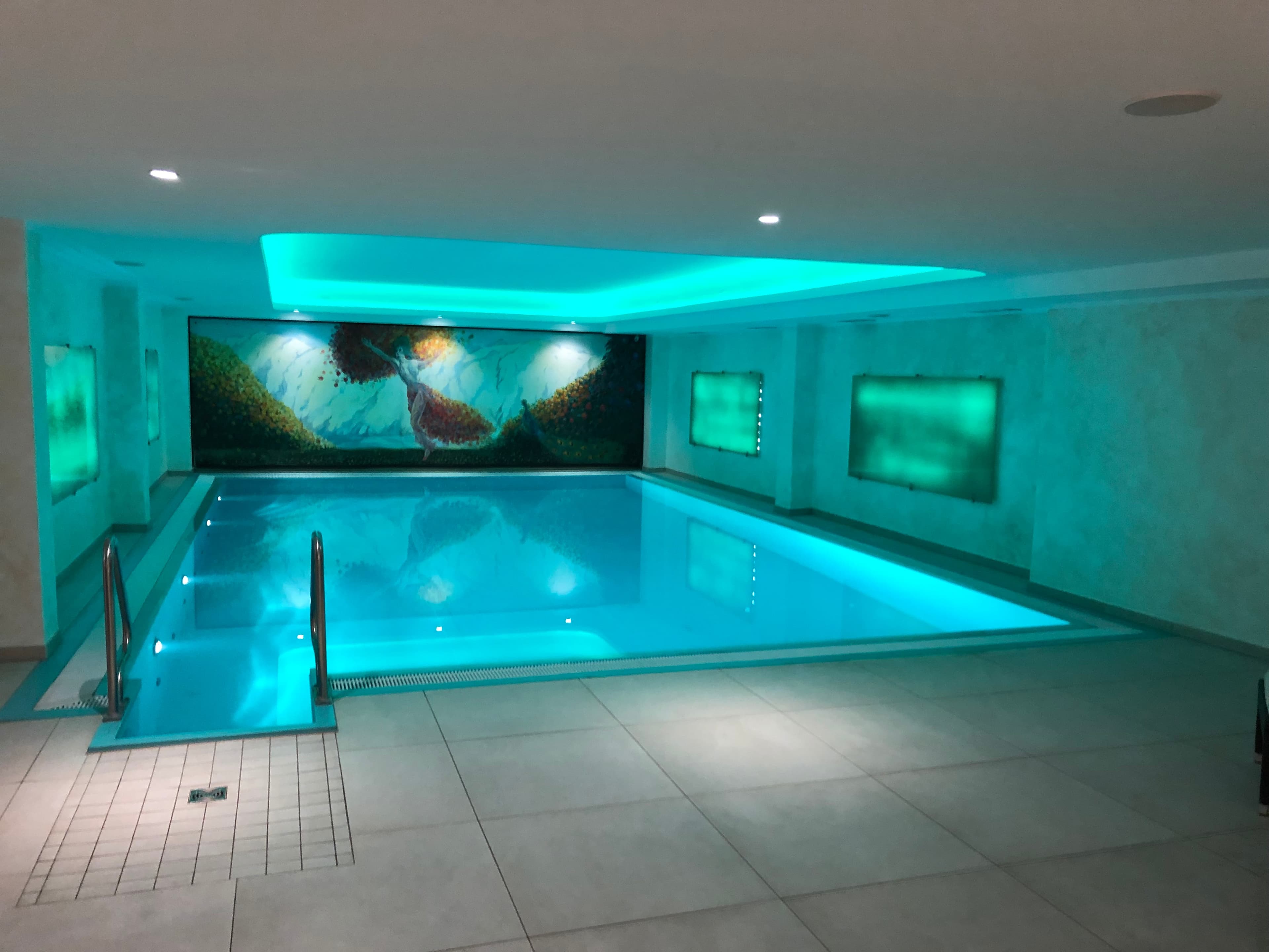 Hotel Courtyard by Marriott Hamburg Airport Ansicht 6