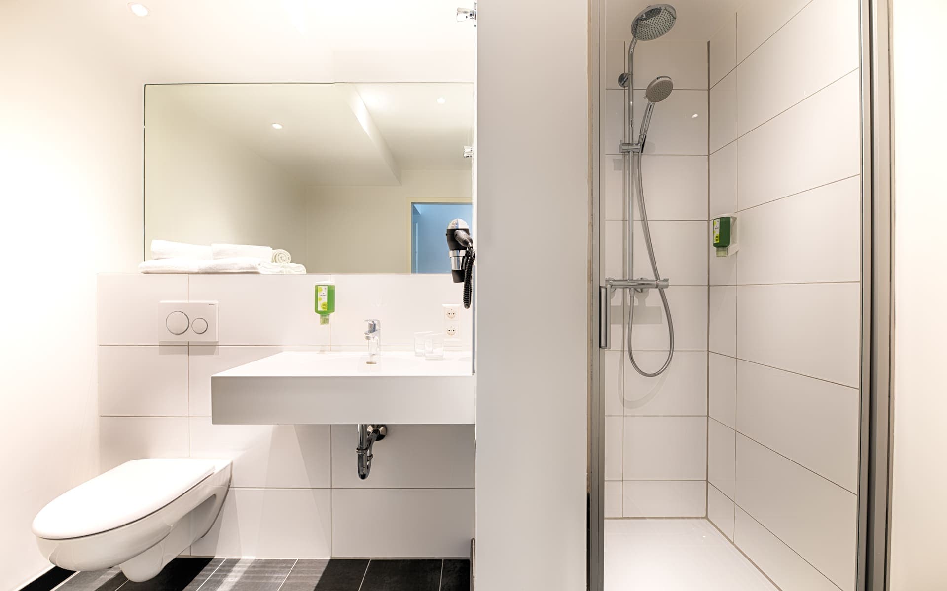 ACHAT Hotel Stuttgart Zuffenhausen Ansicht 6
