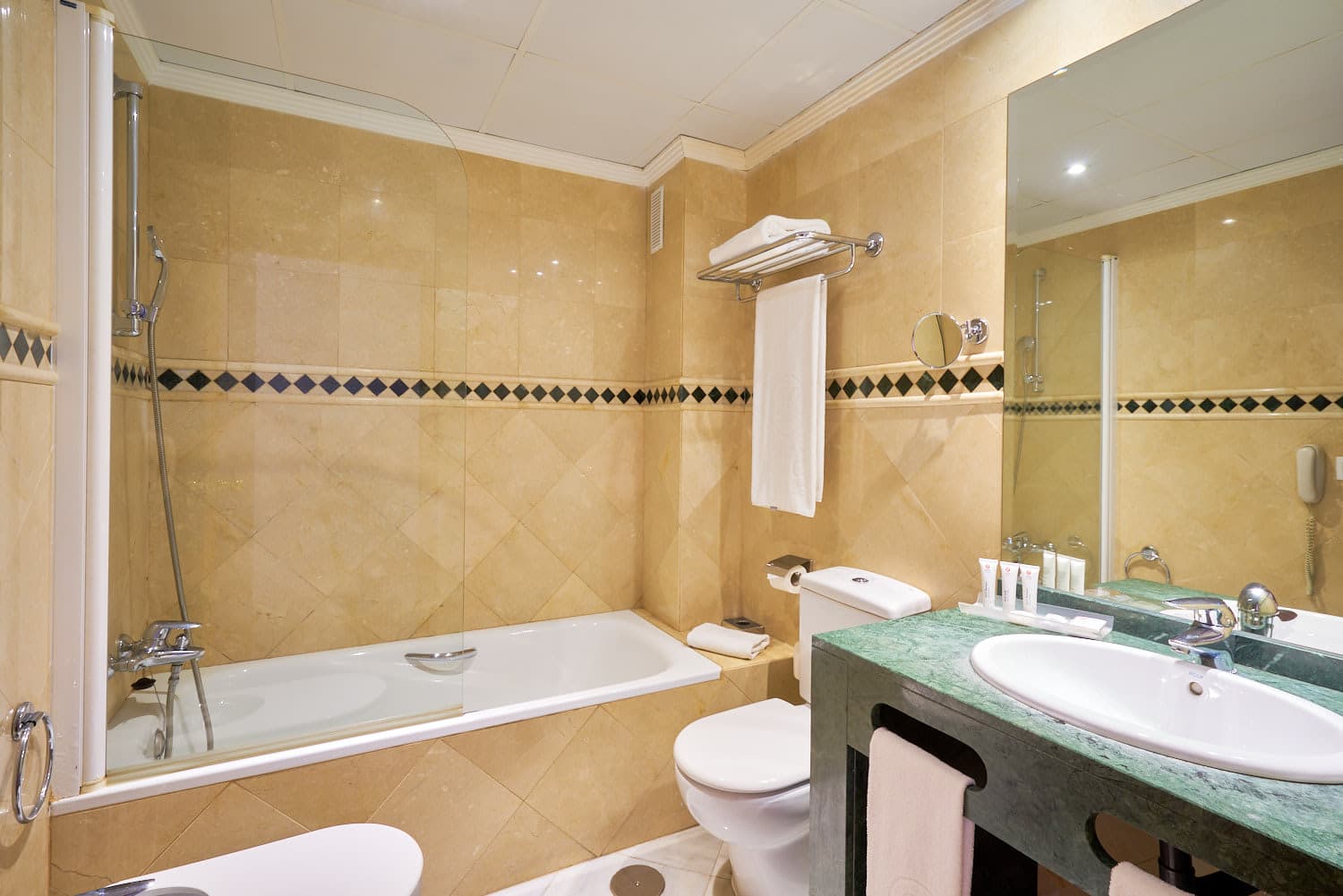 Hotel Exe Ciudad de Córdoba Ansicht 7