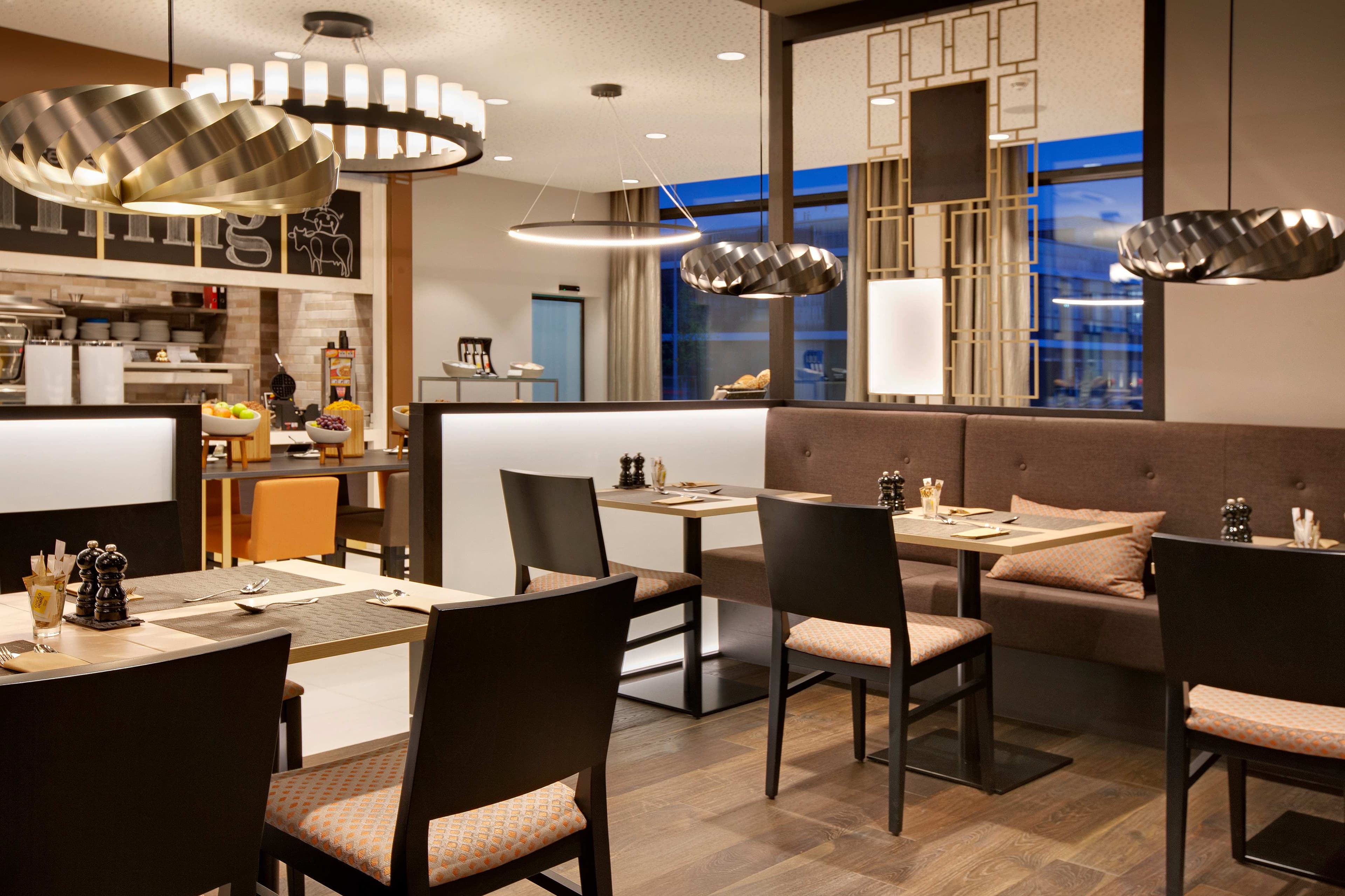 Hilton Garden Inn Zurich Limmattal Ansicht 7