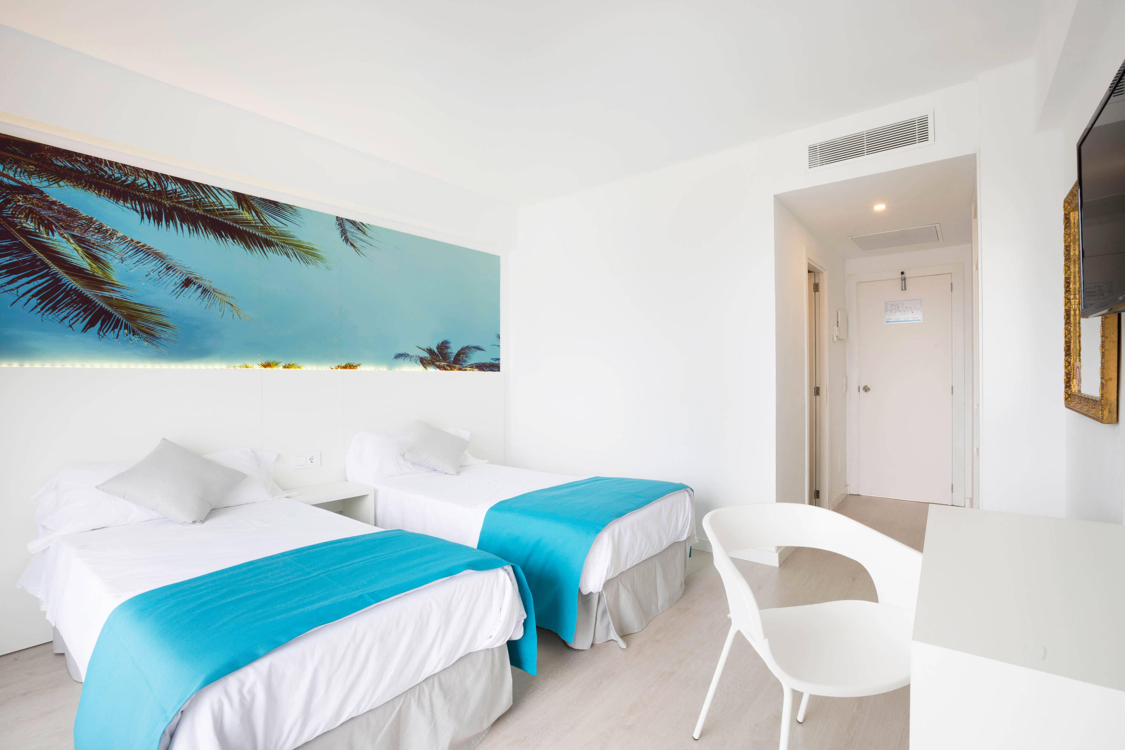 BLUESEA Arenal Tower Adults Only Ansicht 3