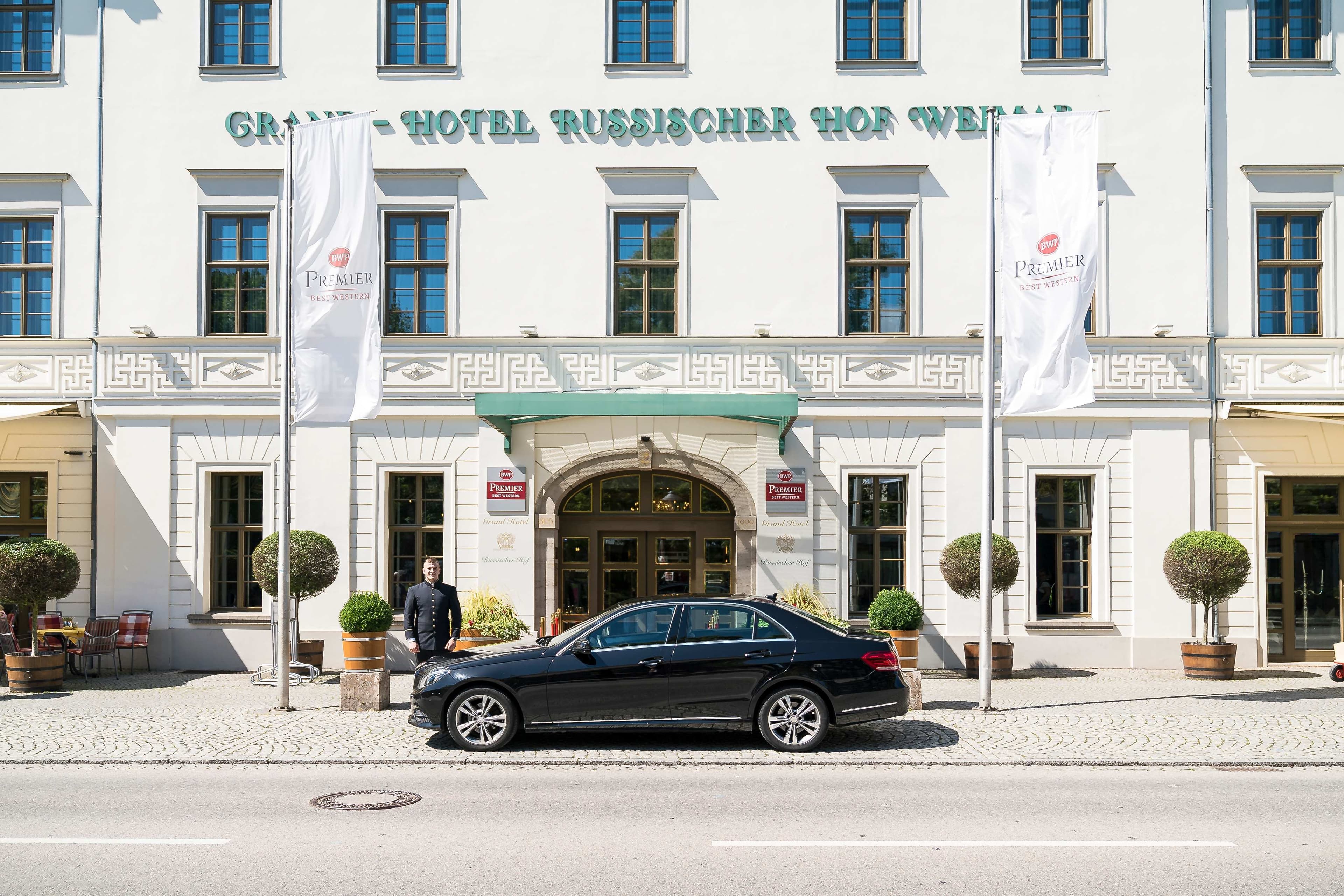 Best Western Premier Grand Hotel Russischer Hof Ansicht 2