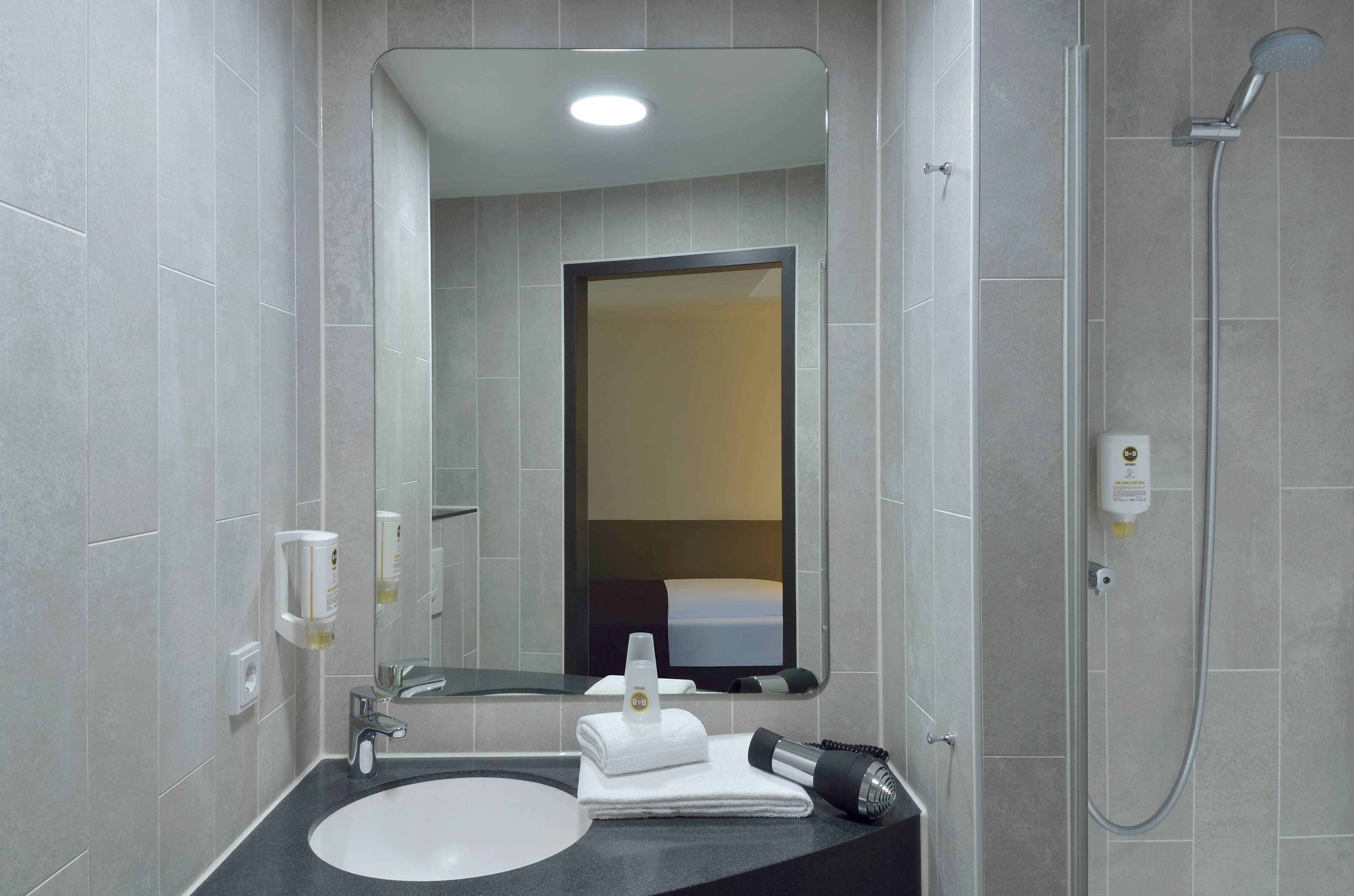 B&B Hotel Stuttgart-Vaihingen Ansicht 7