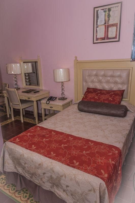 Hotel Inglaterra Ansicht 5