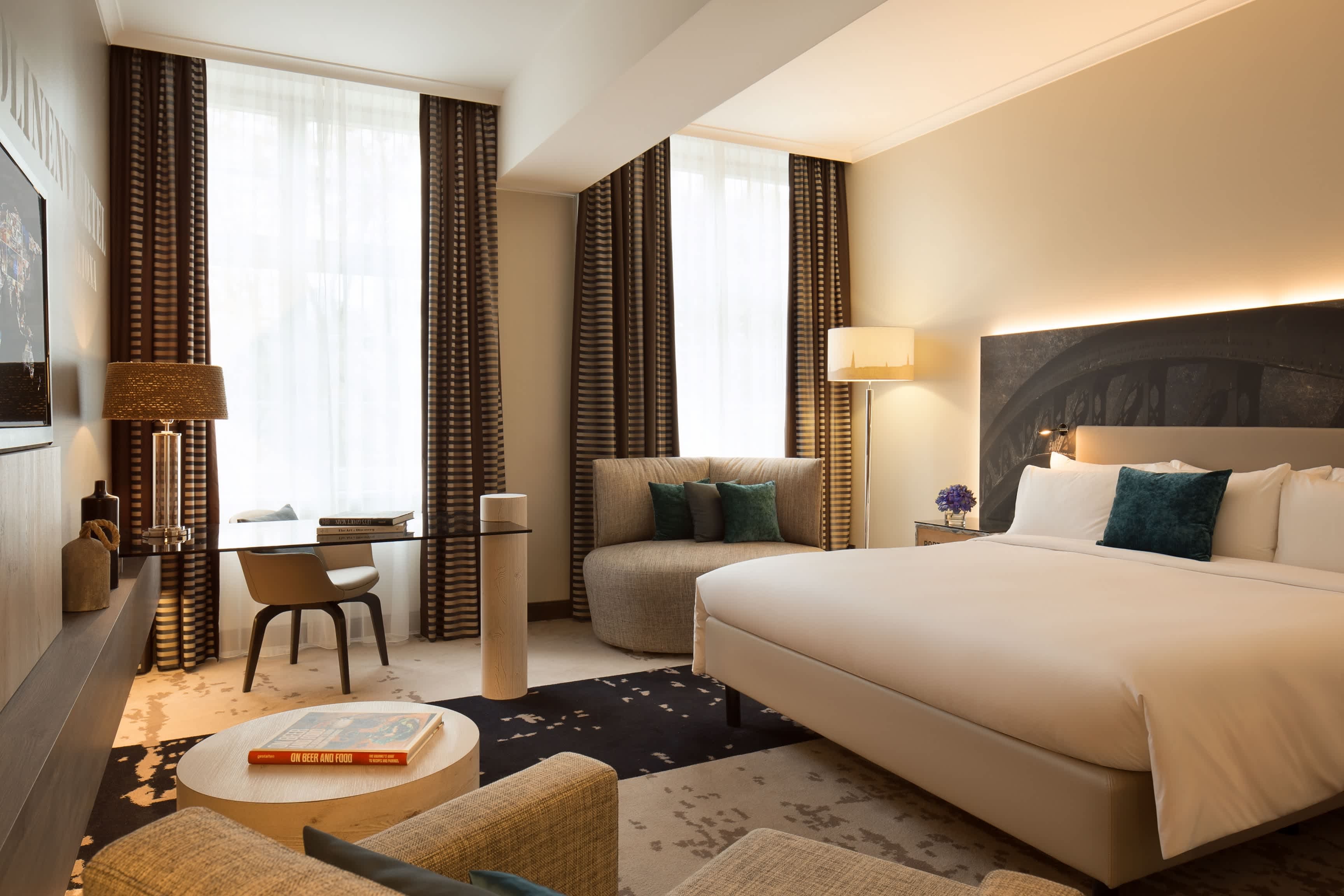 Renaissance Hamburg Hotel Ansicht 5