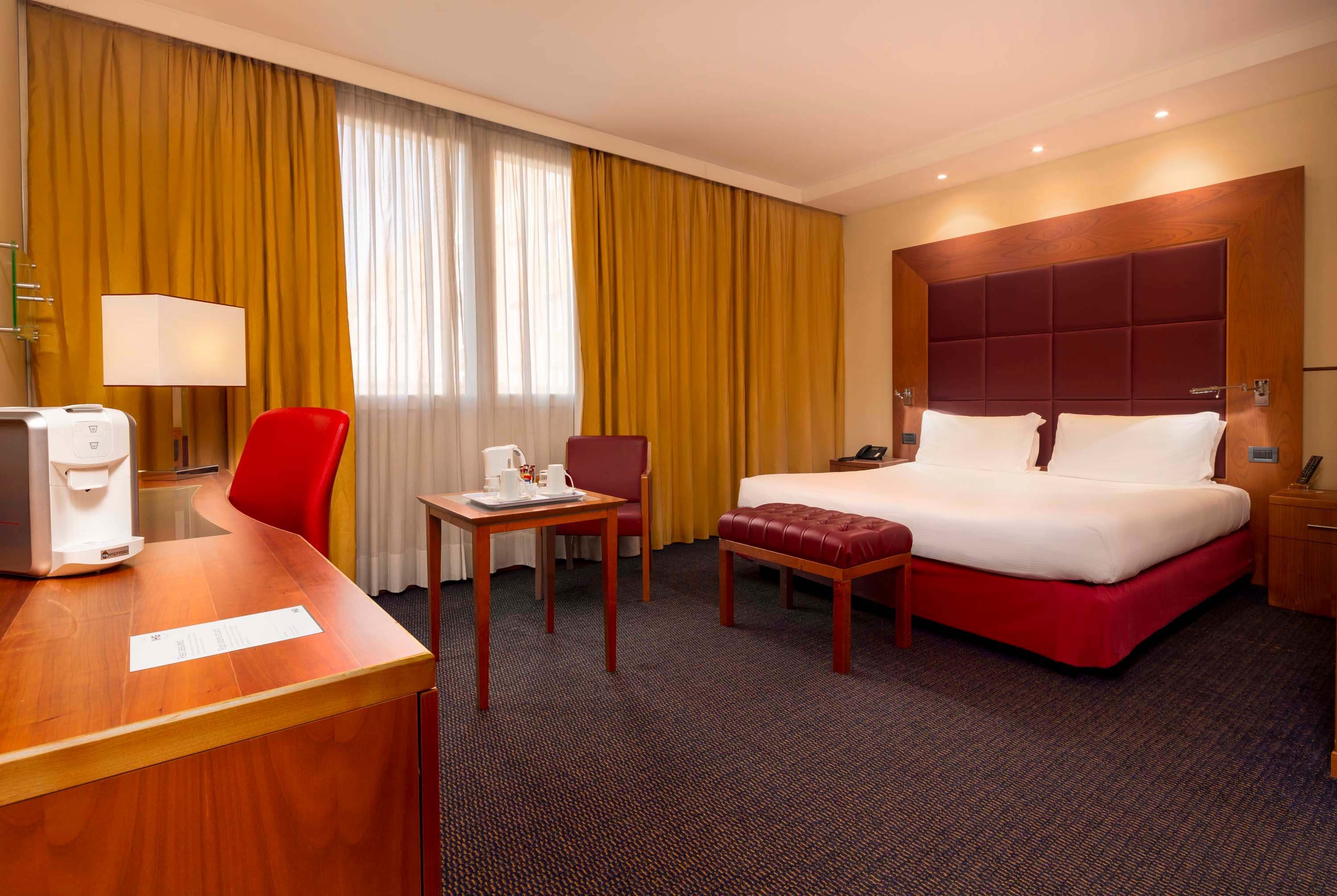 Crowne Plaza Venice East Ansicht 4