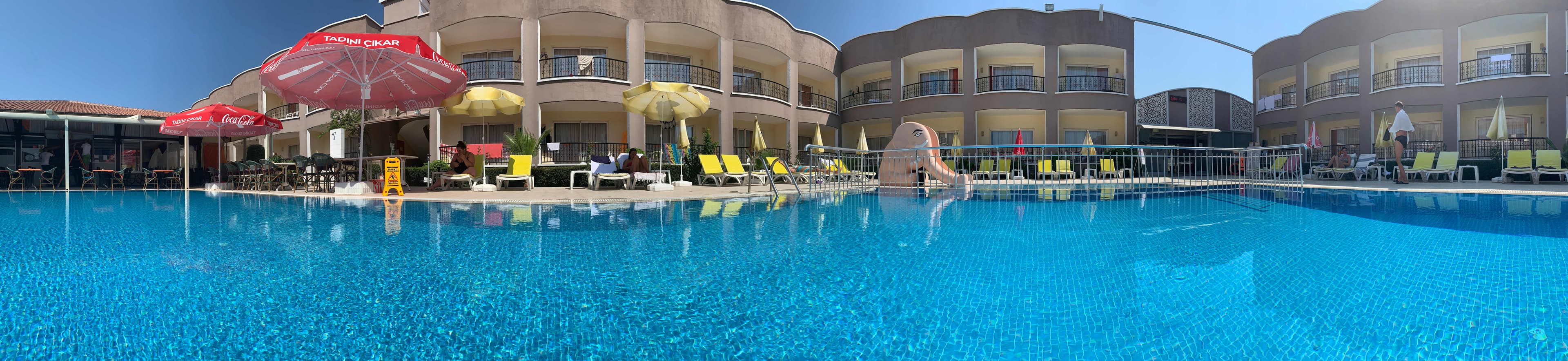 Hotel Sayanora & Sayanora Park