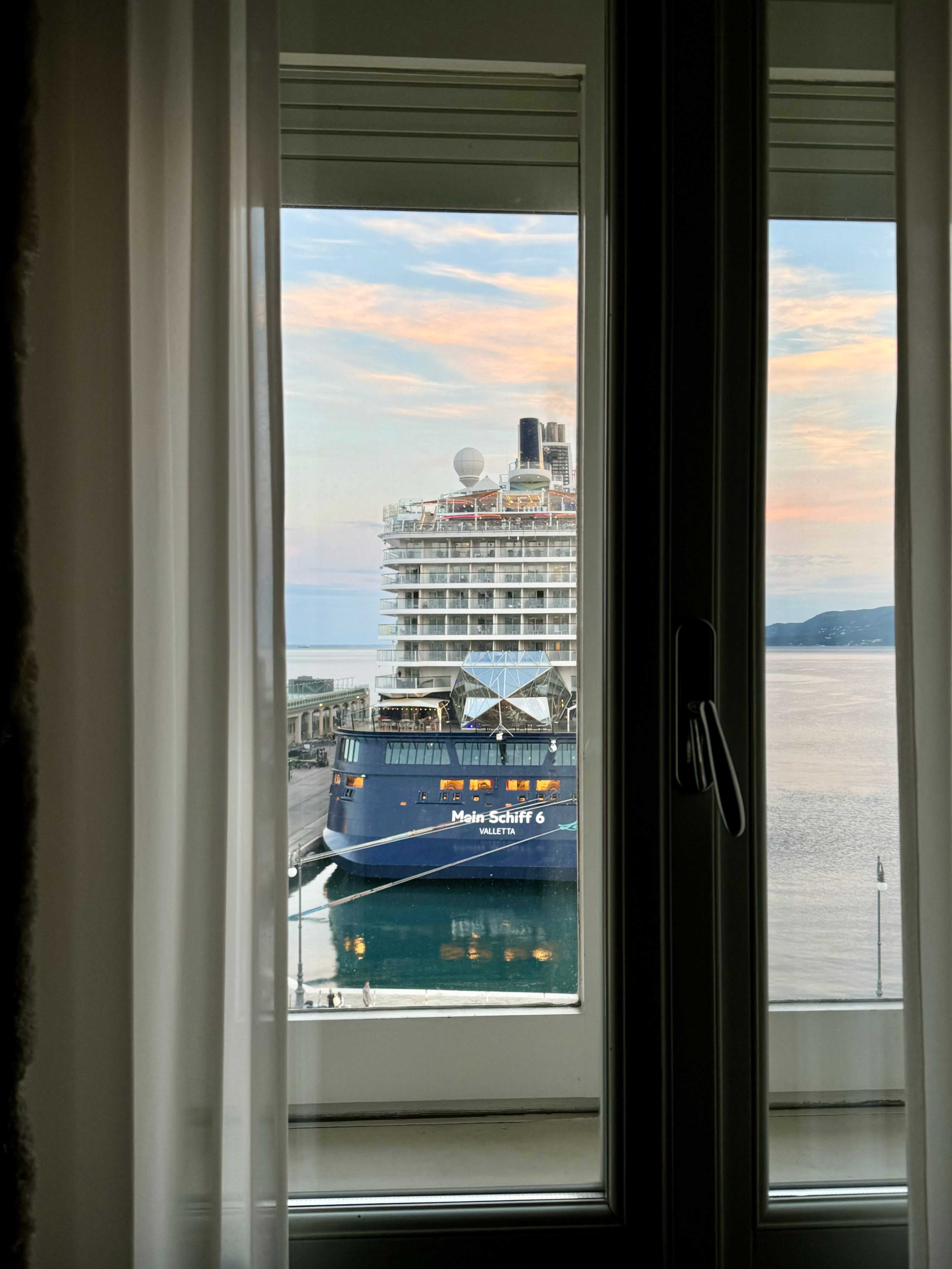 Hotel Savoia Excelsior Ansicht 9