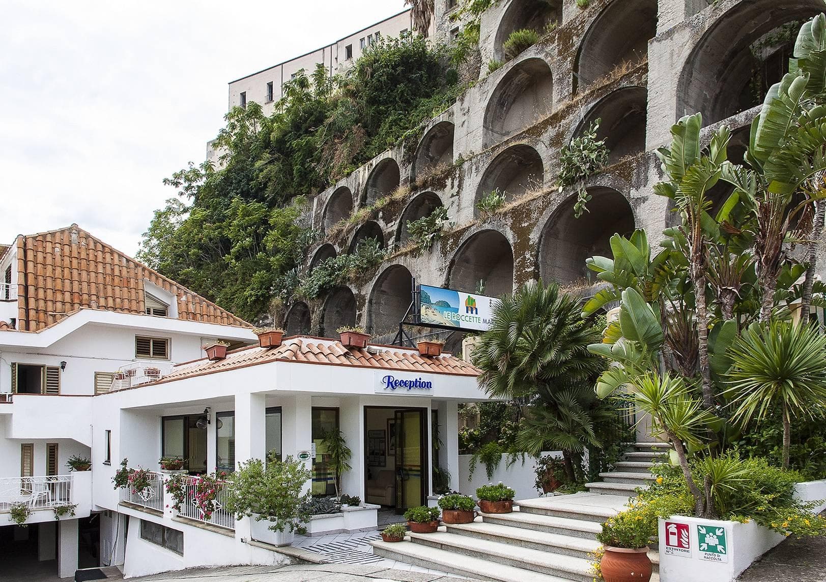 Le Roccette Mare Beach Hotel & Restaurant Ansicht 2