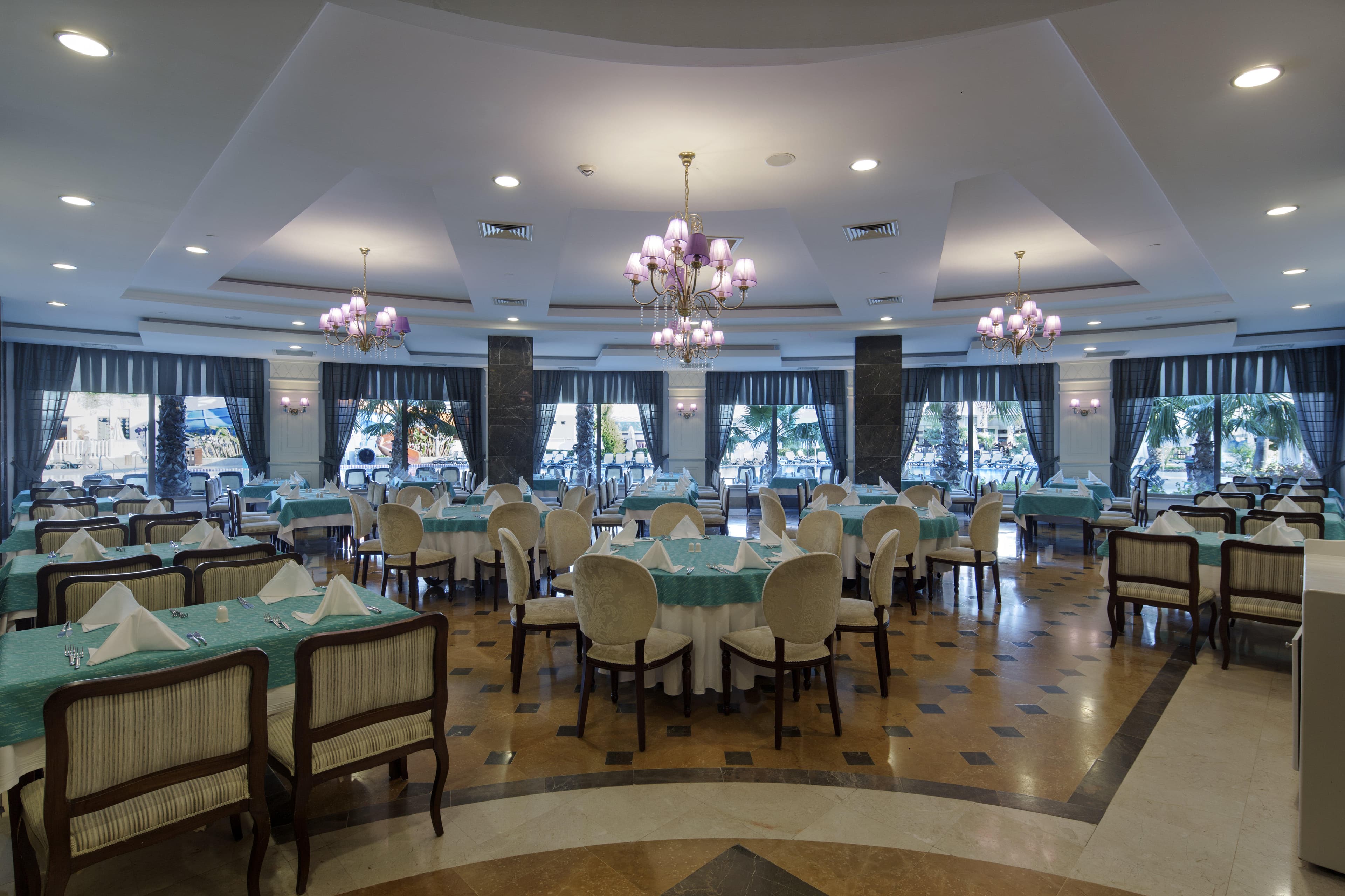 Alba Queen Hotel Ansicht 9