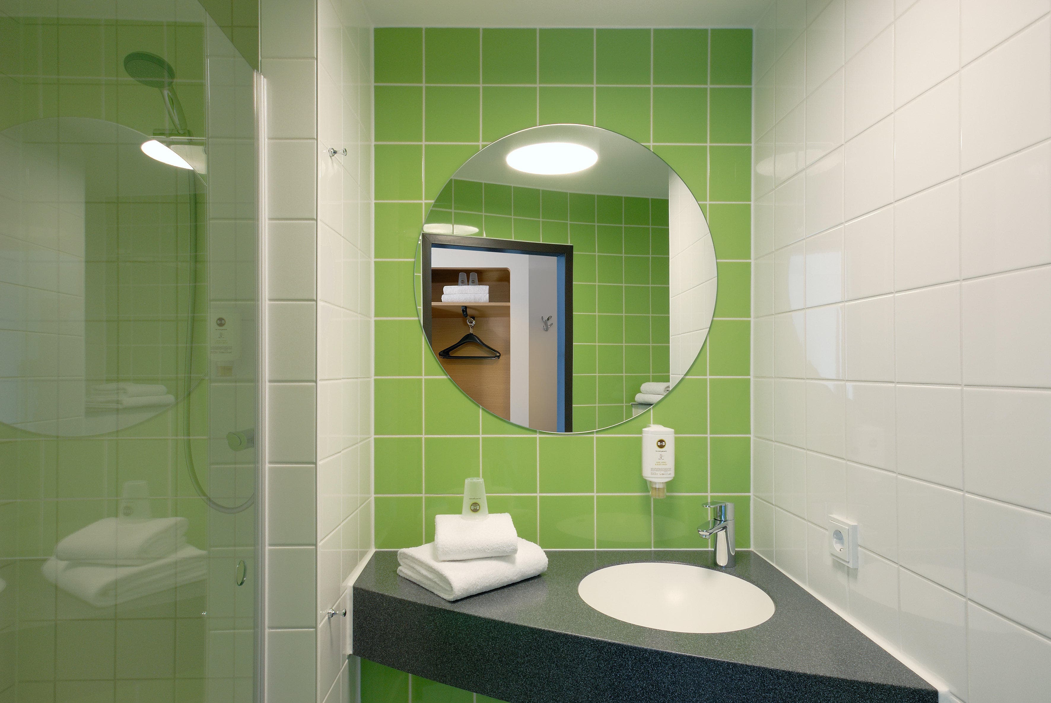 B&B Hotel Freiburg-Süd Ansicht 4