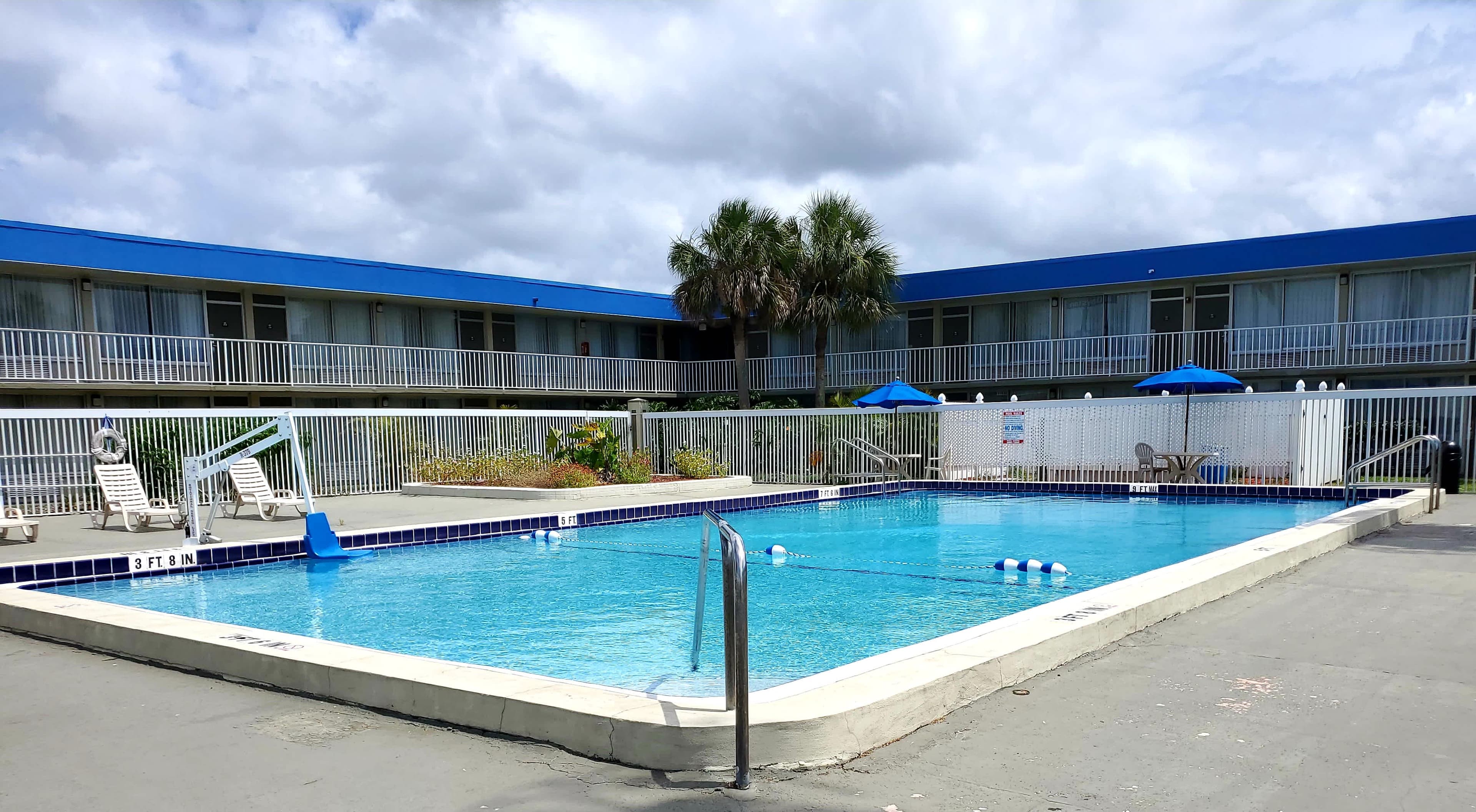 Hotel Days Inn Kennedy Space Center