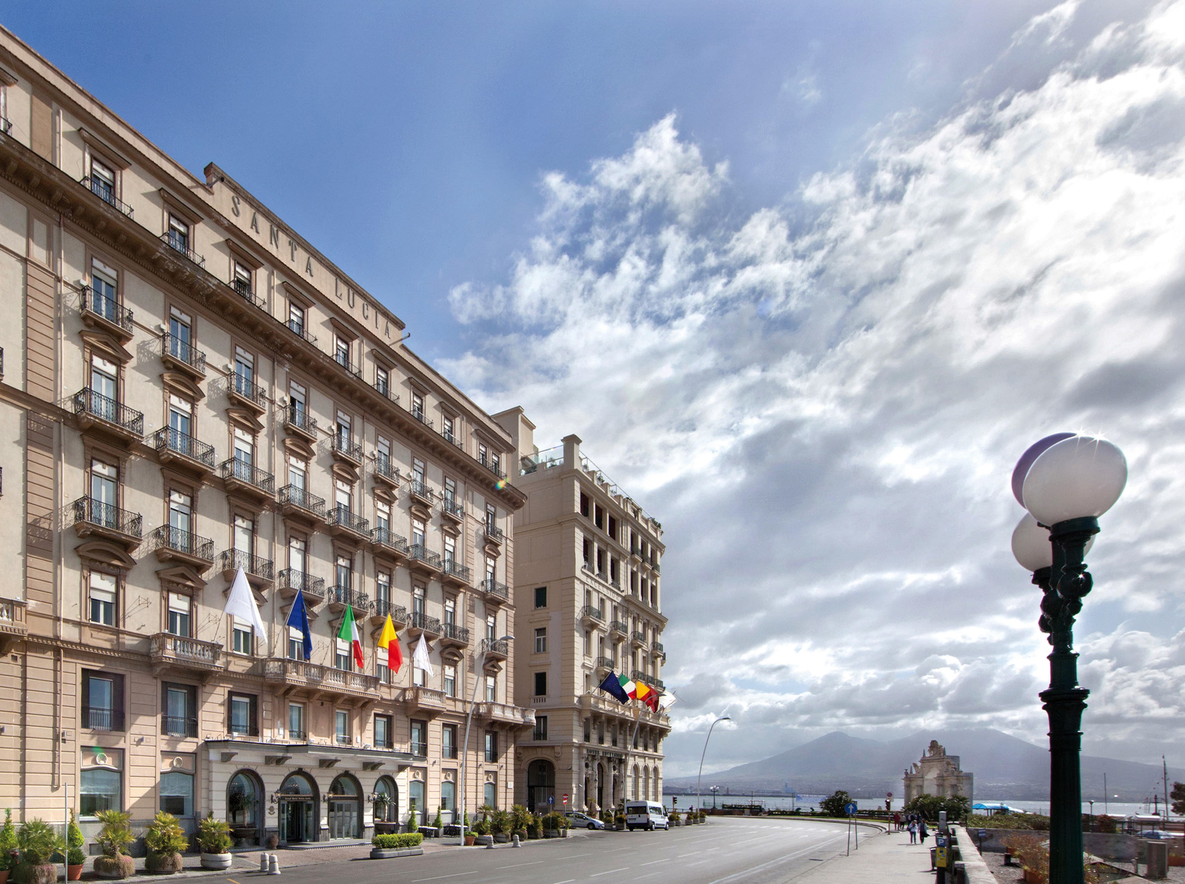 Grand Hotel Santa Lucia Ansicht 2