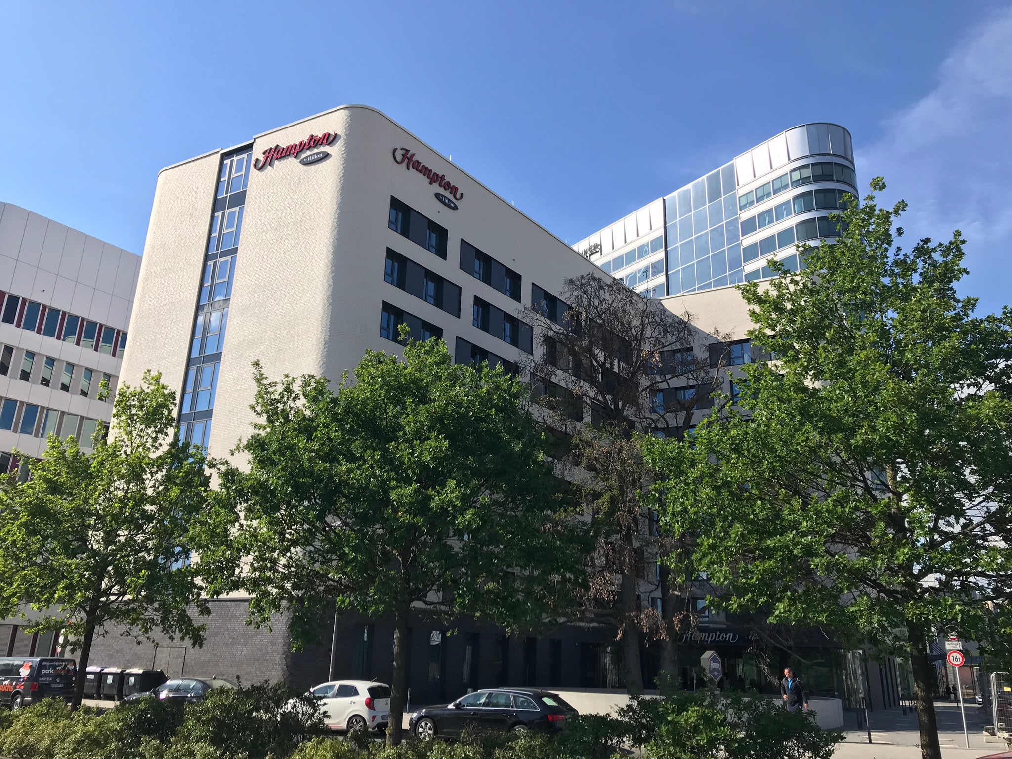 Hampton By Hilton Frankfurt Airport Ansicht 3
