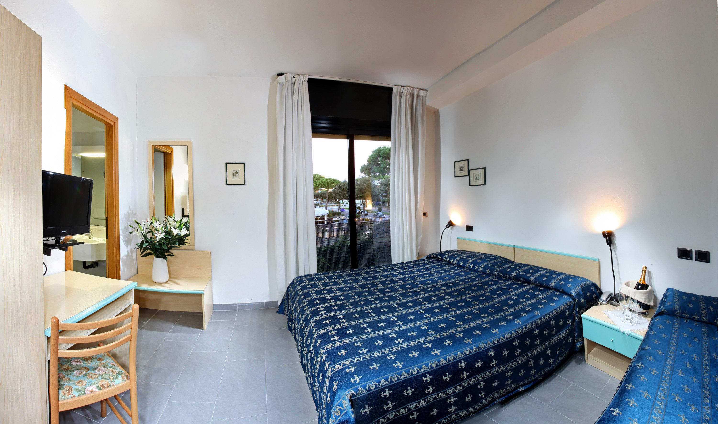 Hotel Helvetia Ansicht 4