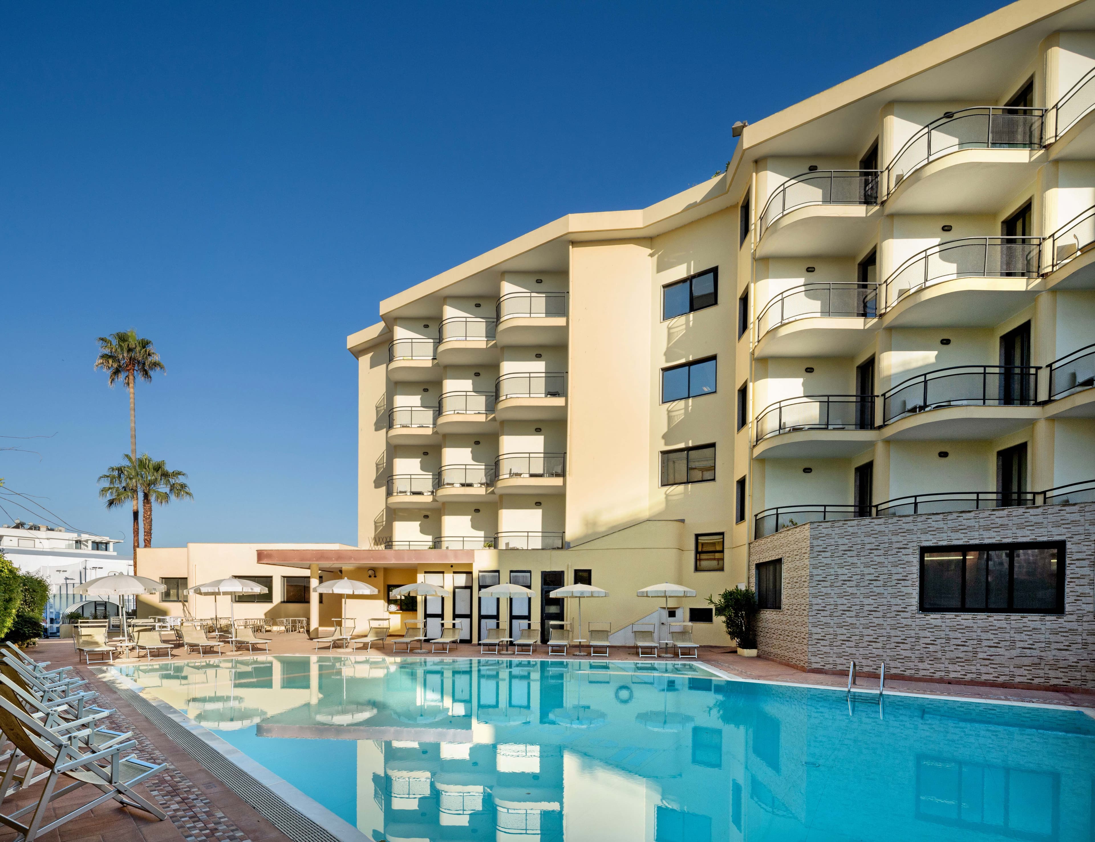 Hotel Rina