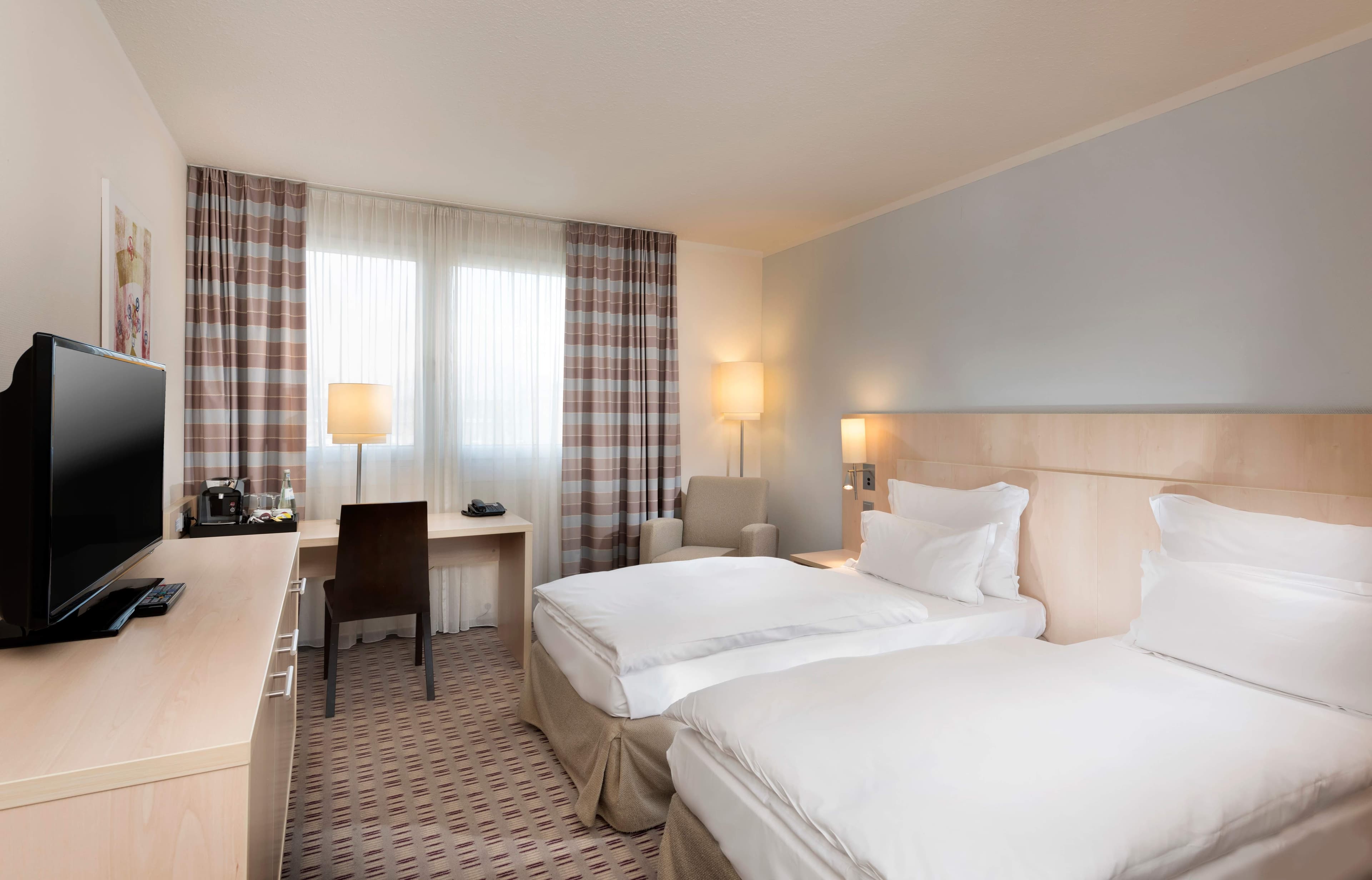 Mercure Hotel Mannheim am Friedensplatz Ansicht 4
