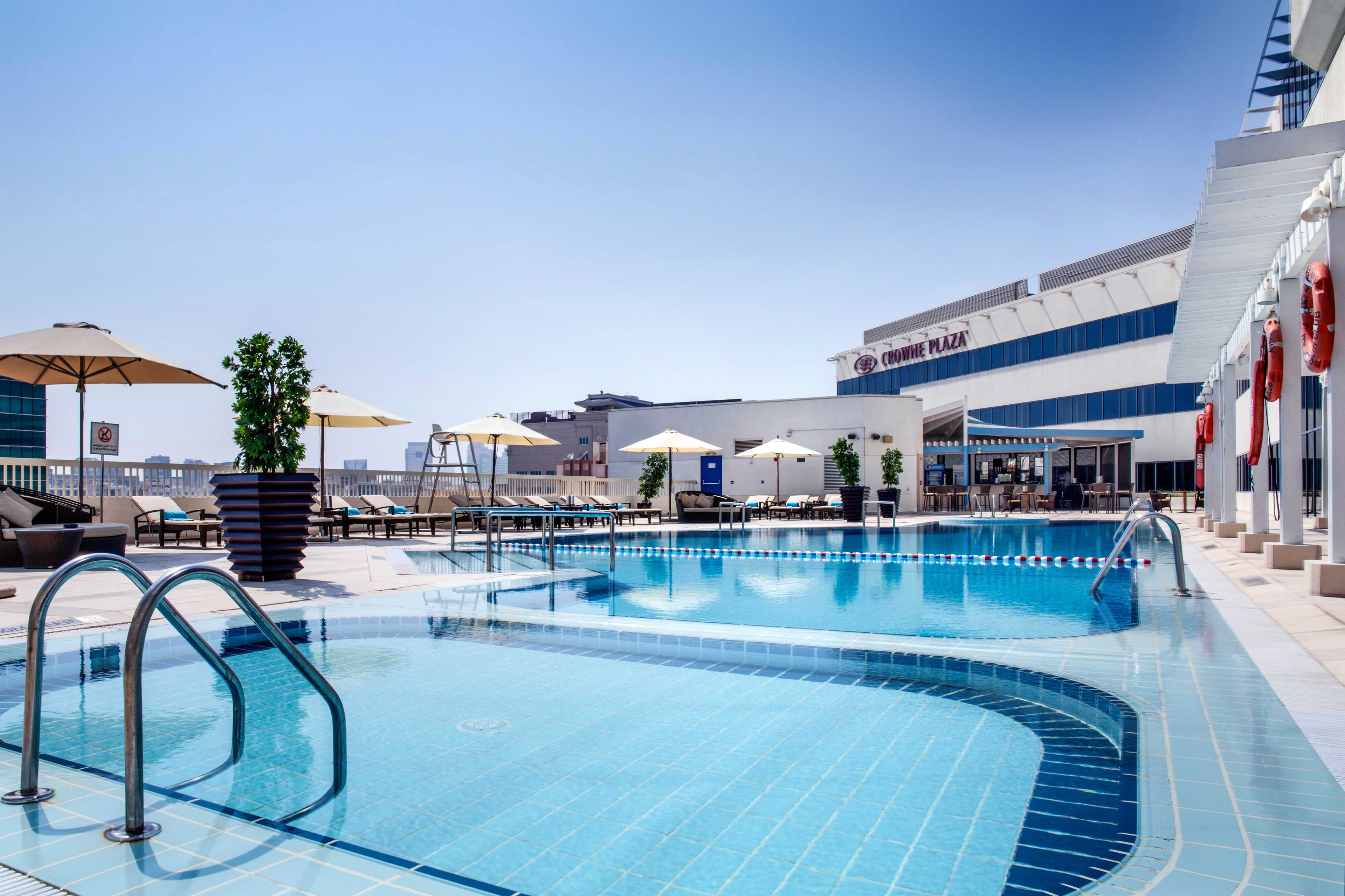 Crowne Plaza Dubai Deira Ansicht 9
