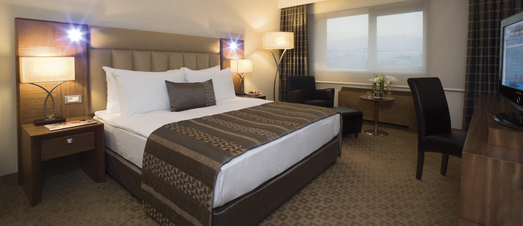 Mövenpick Hotel Izmir Ansicht 6