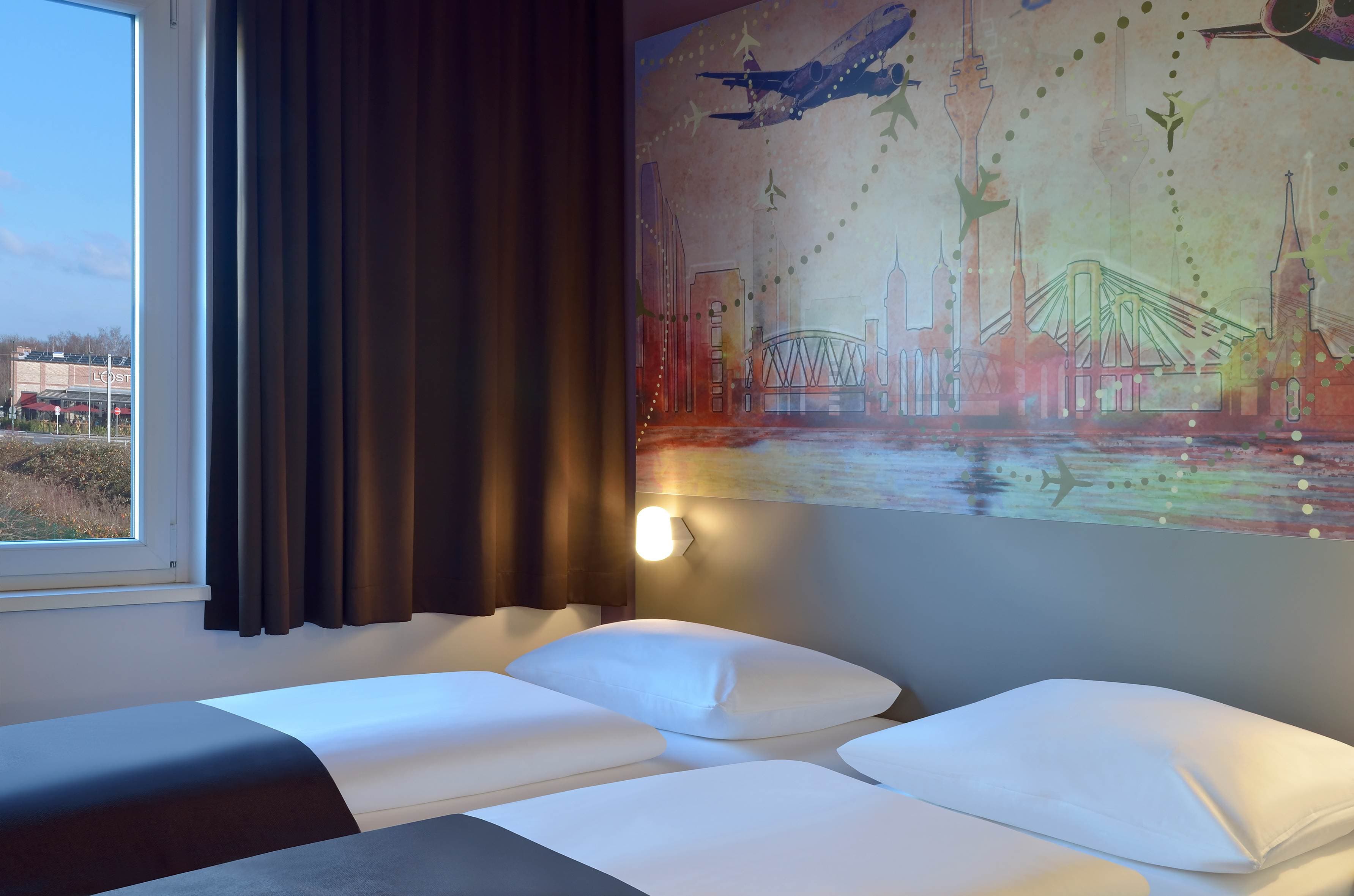 B&B Hotel Düsseldorf-Airport Ansicht 5