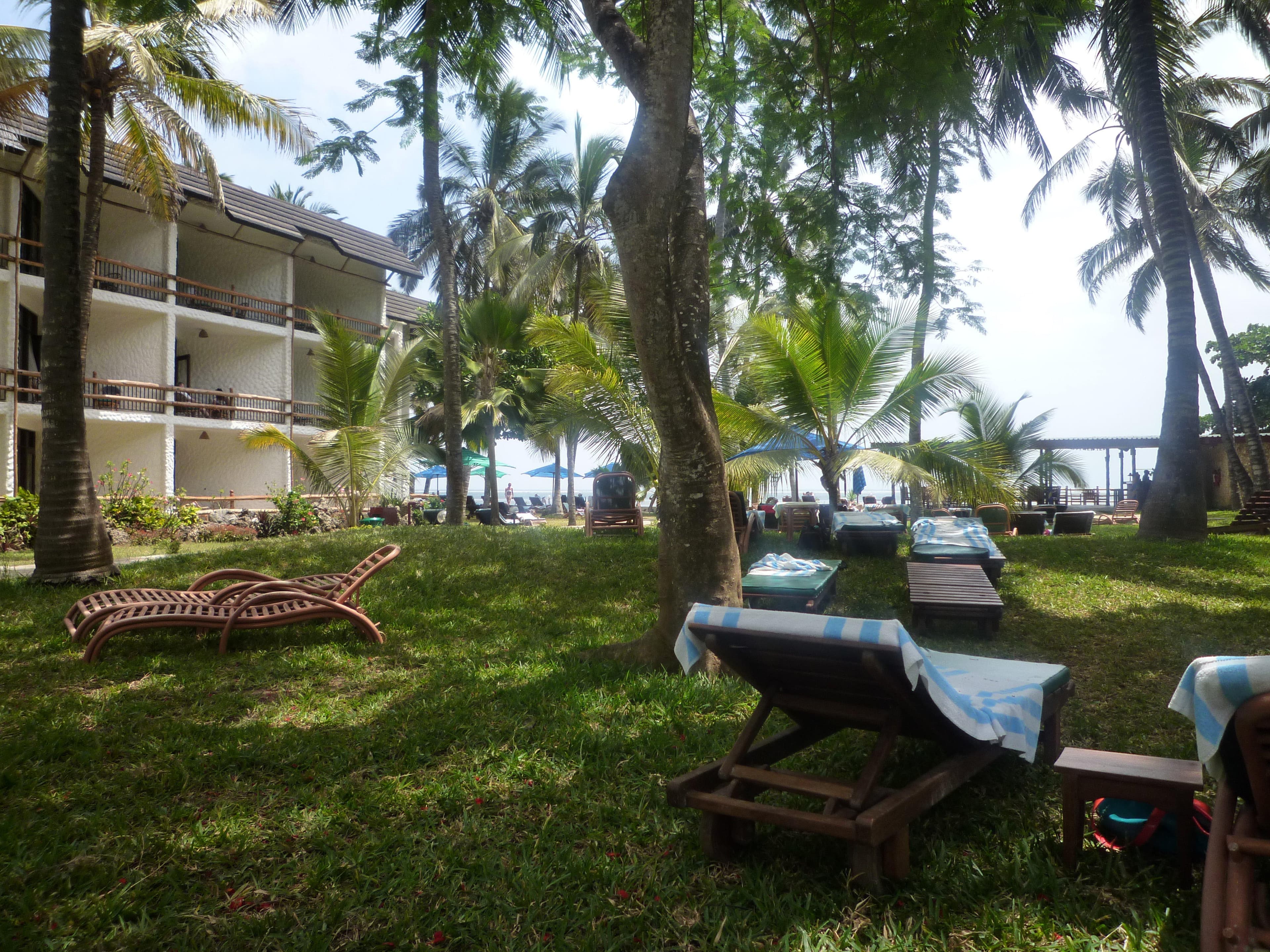 Traveller's Beach Hotel Ansicht 9