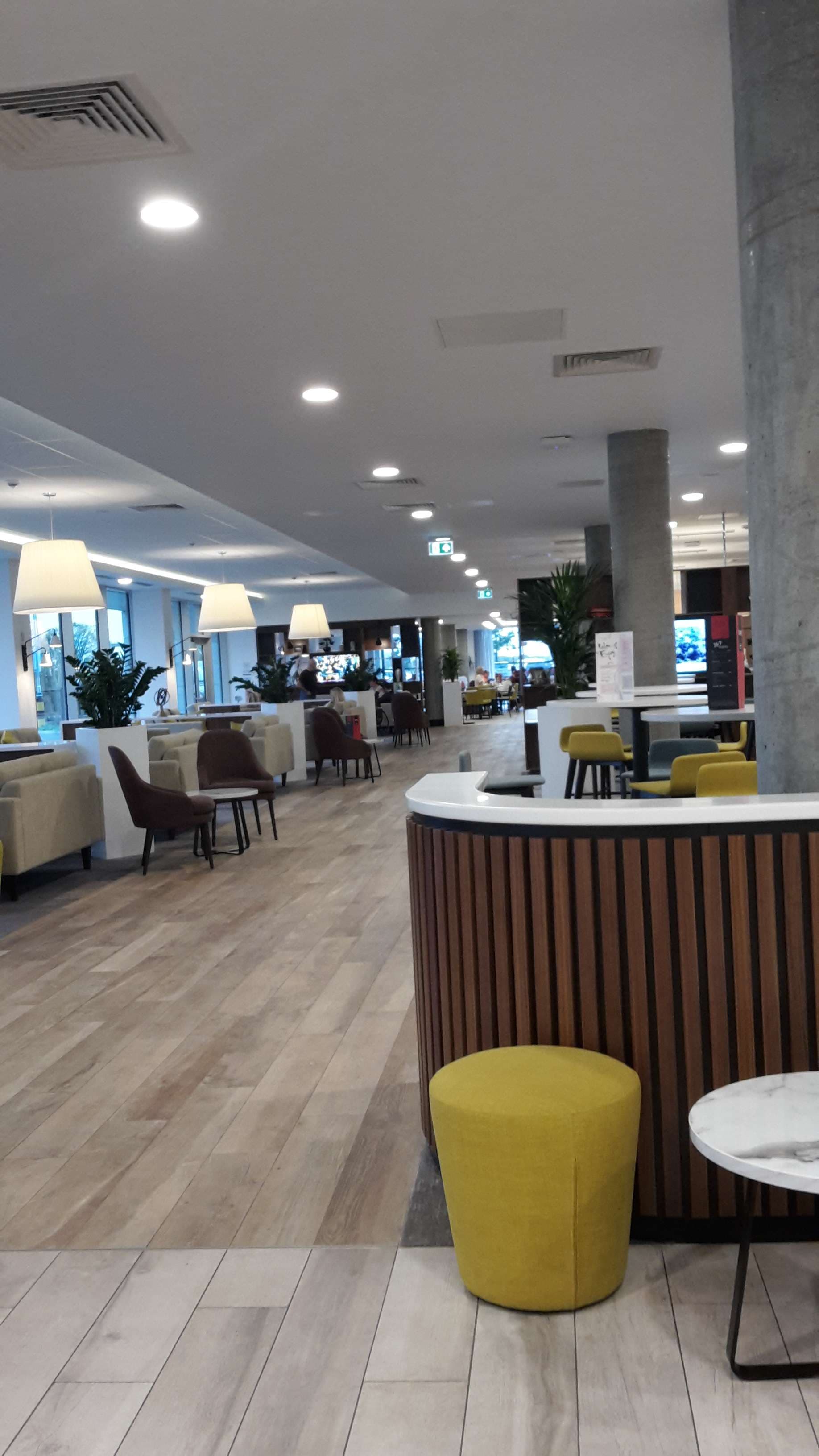 Hampton By Hilton London Stansted Airport Ansicht 7