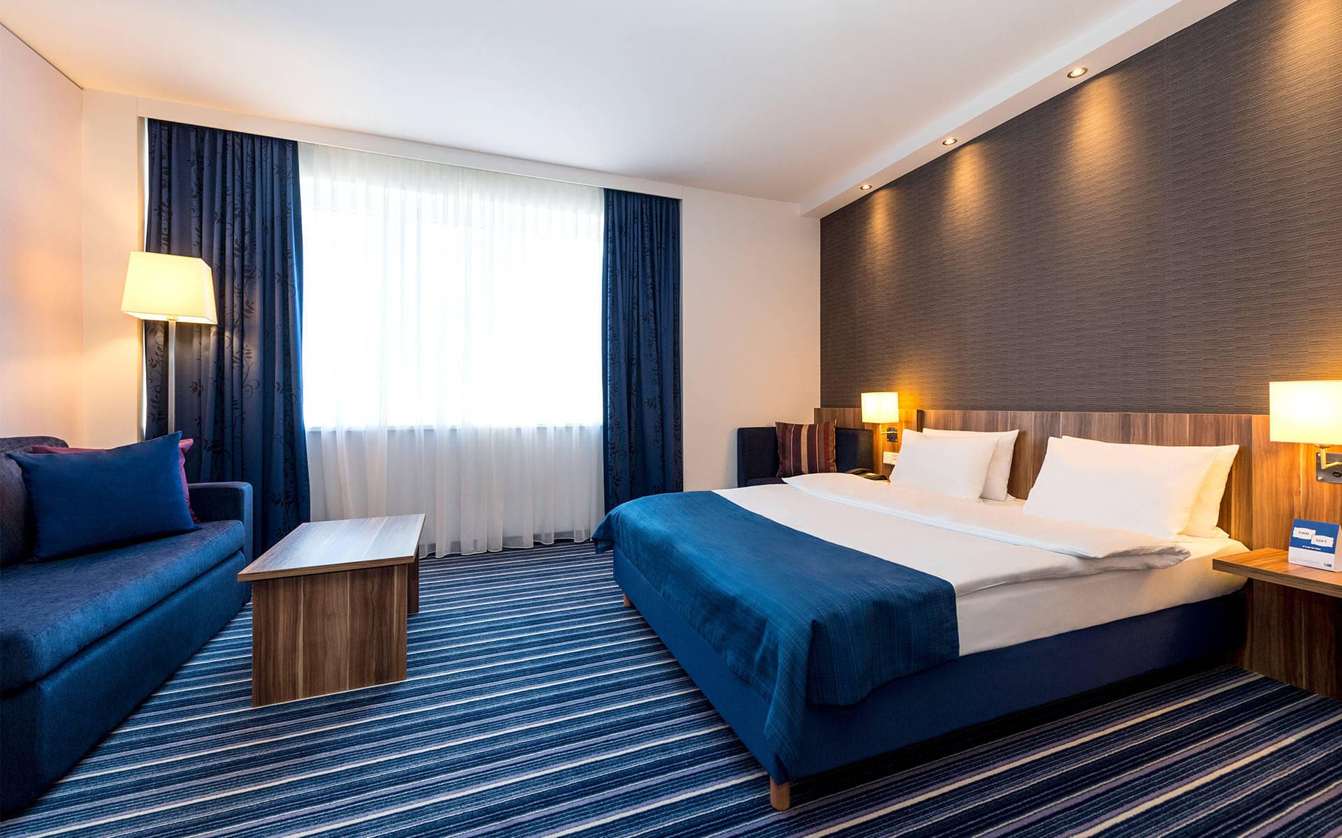 Holiday Inn Express Bremen - Airport Ansicht 4