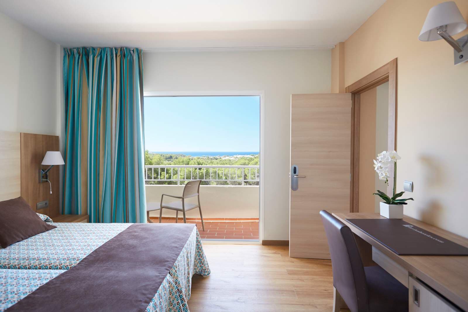 Invisa Hotel Ereso Ansicht 6