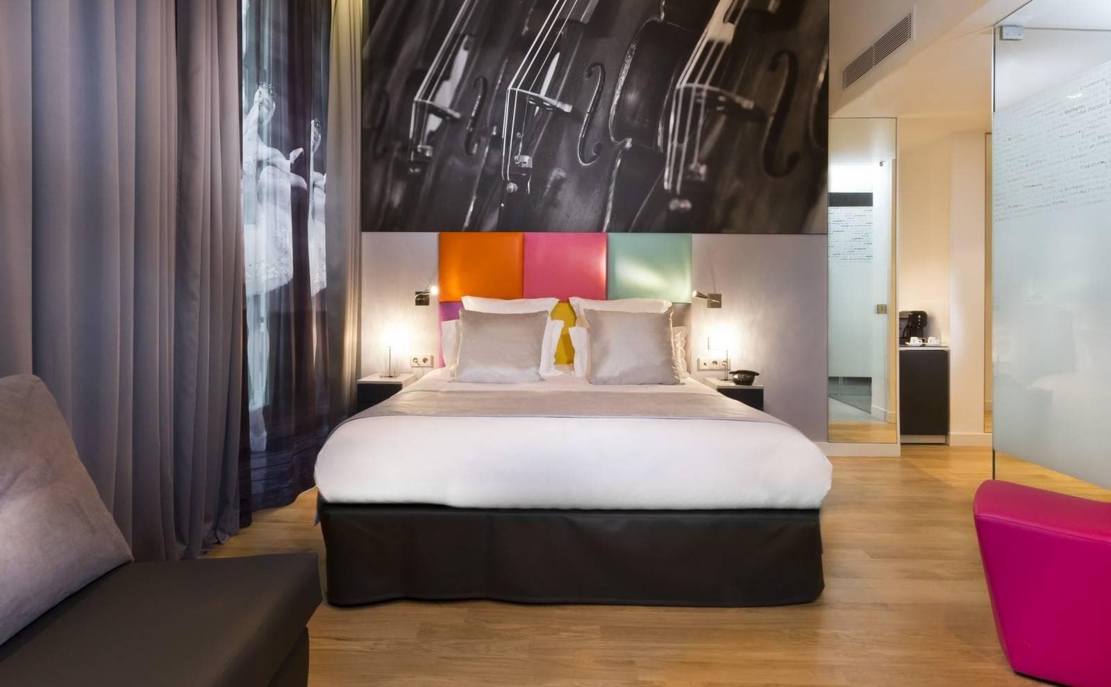Lyric Hotel Paris Ansicht 3