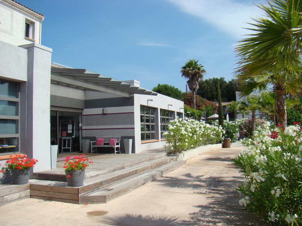 Golfe Hotel Ansicht 2