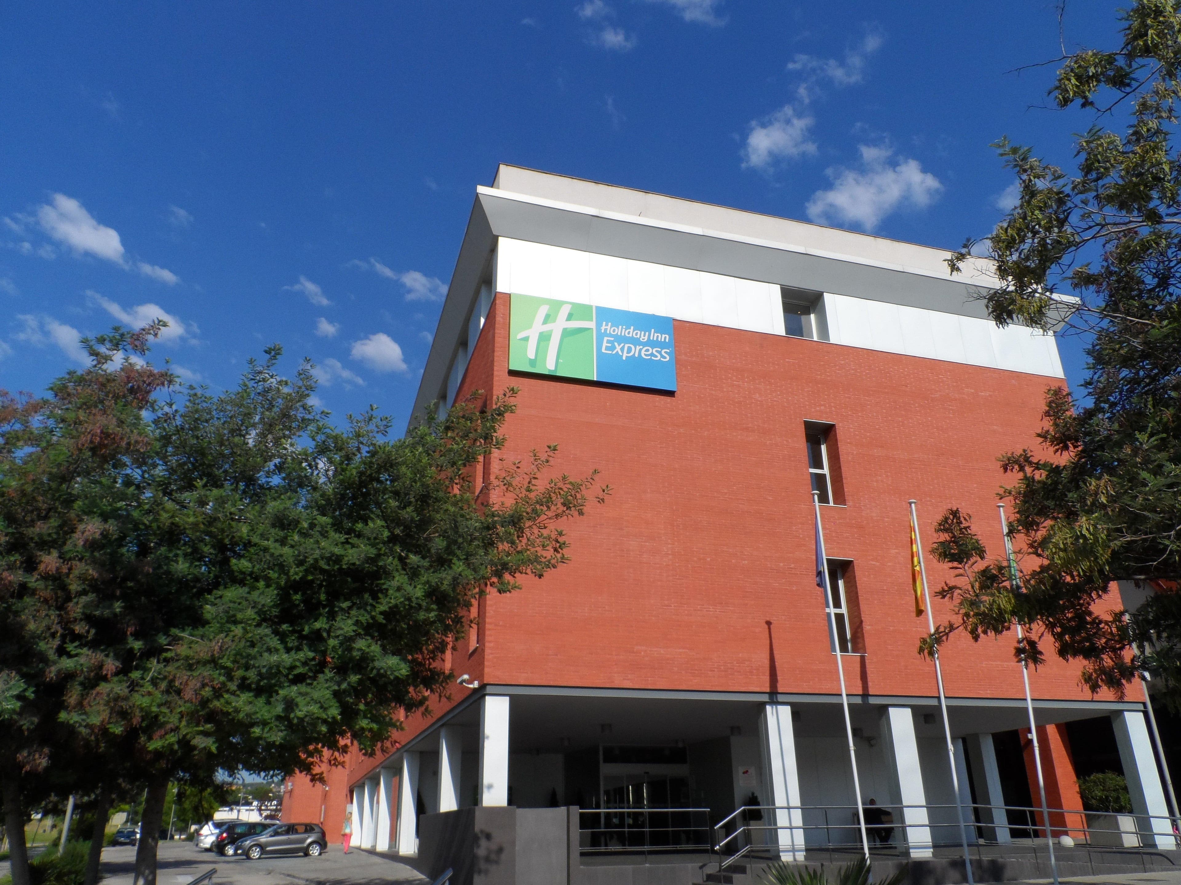B&B HOTEL Girona 3