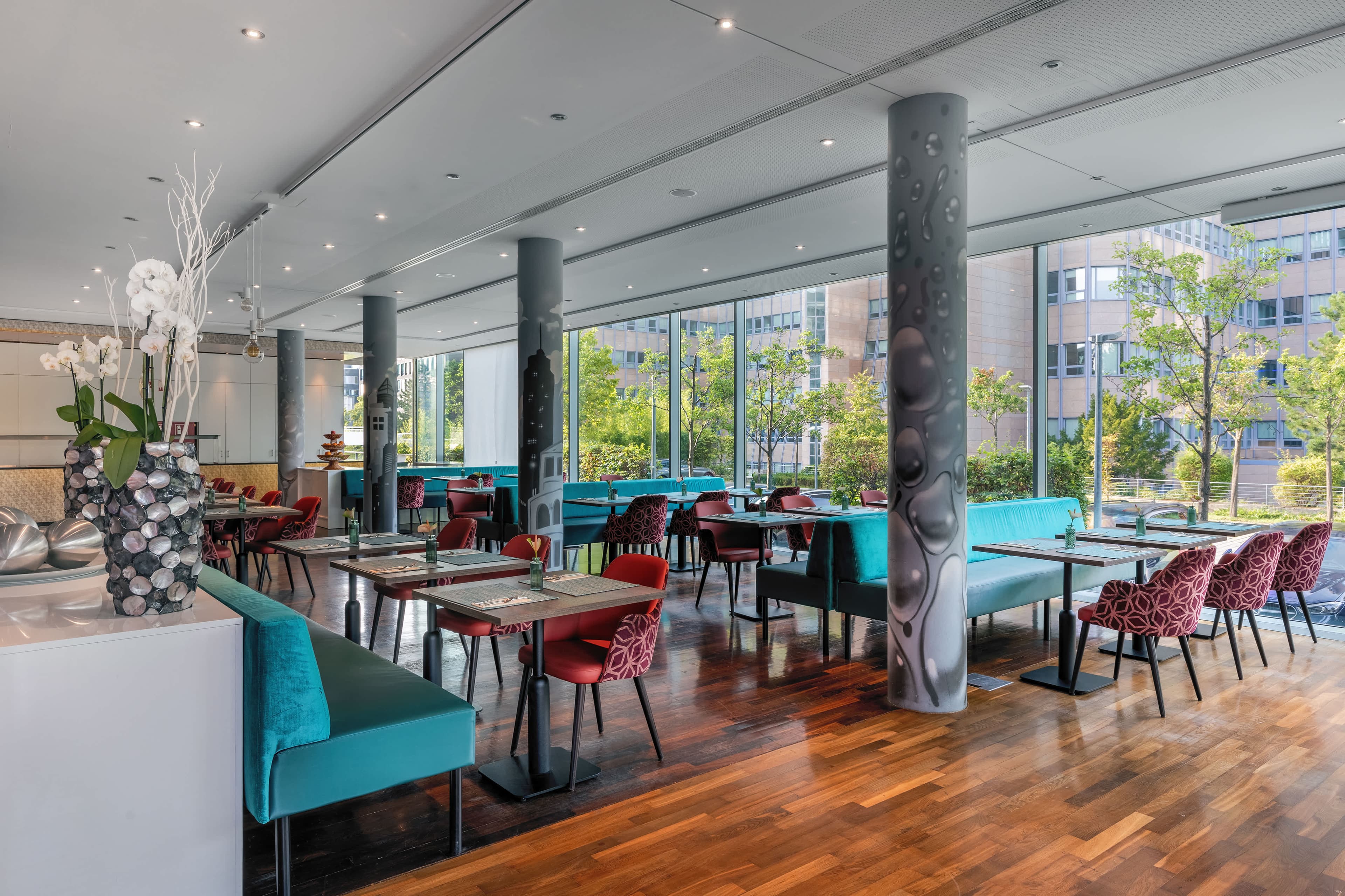 DoubleTree by Hilton Frankfurt Niederrad Ansicht 8