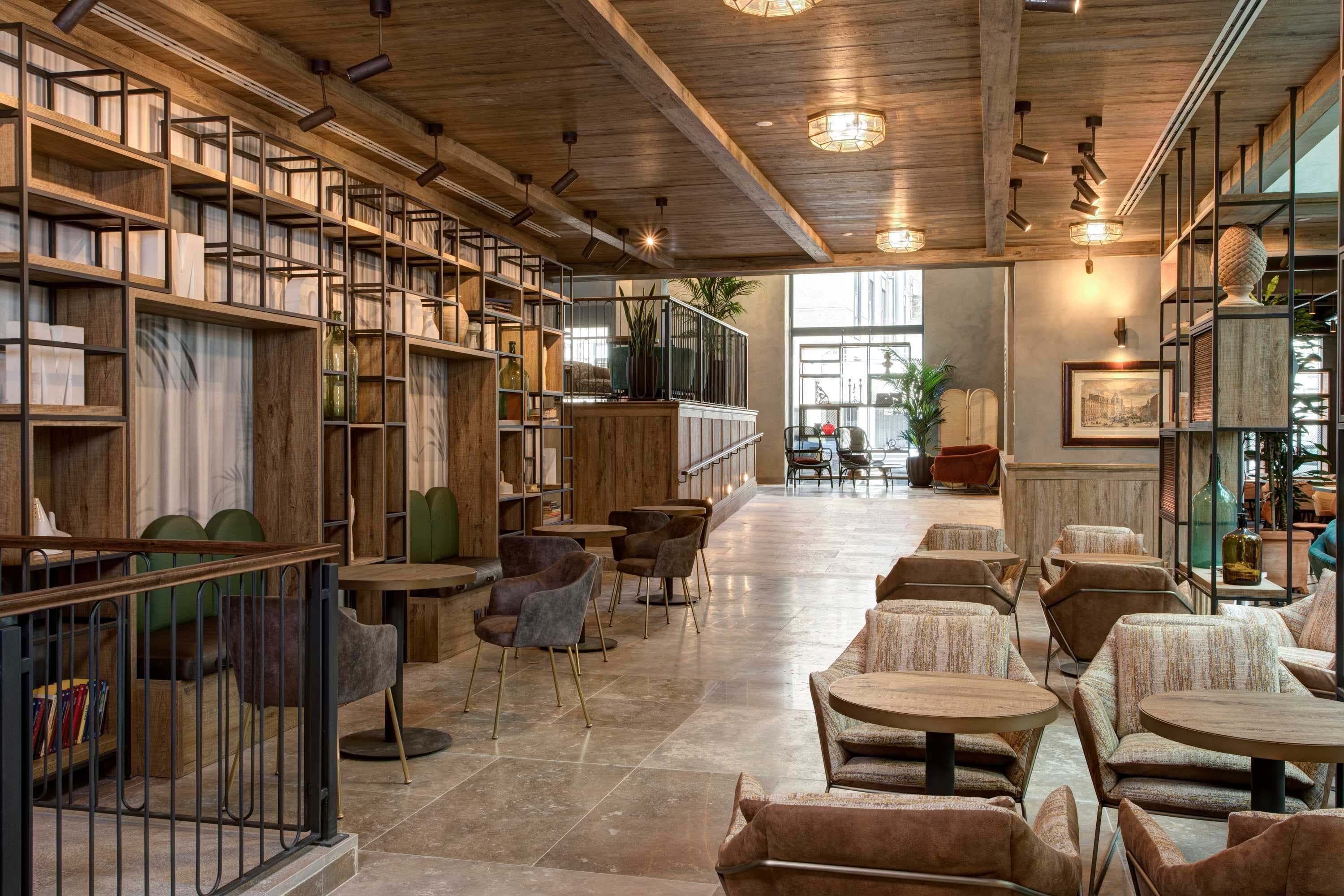 DoubleTree By Hilton Rome Monti Ansicht 7