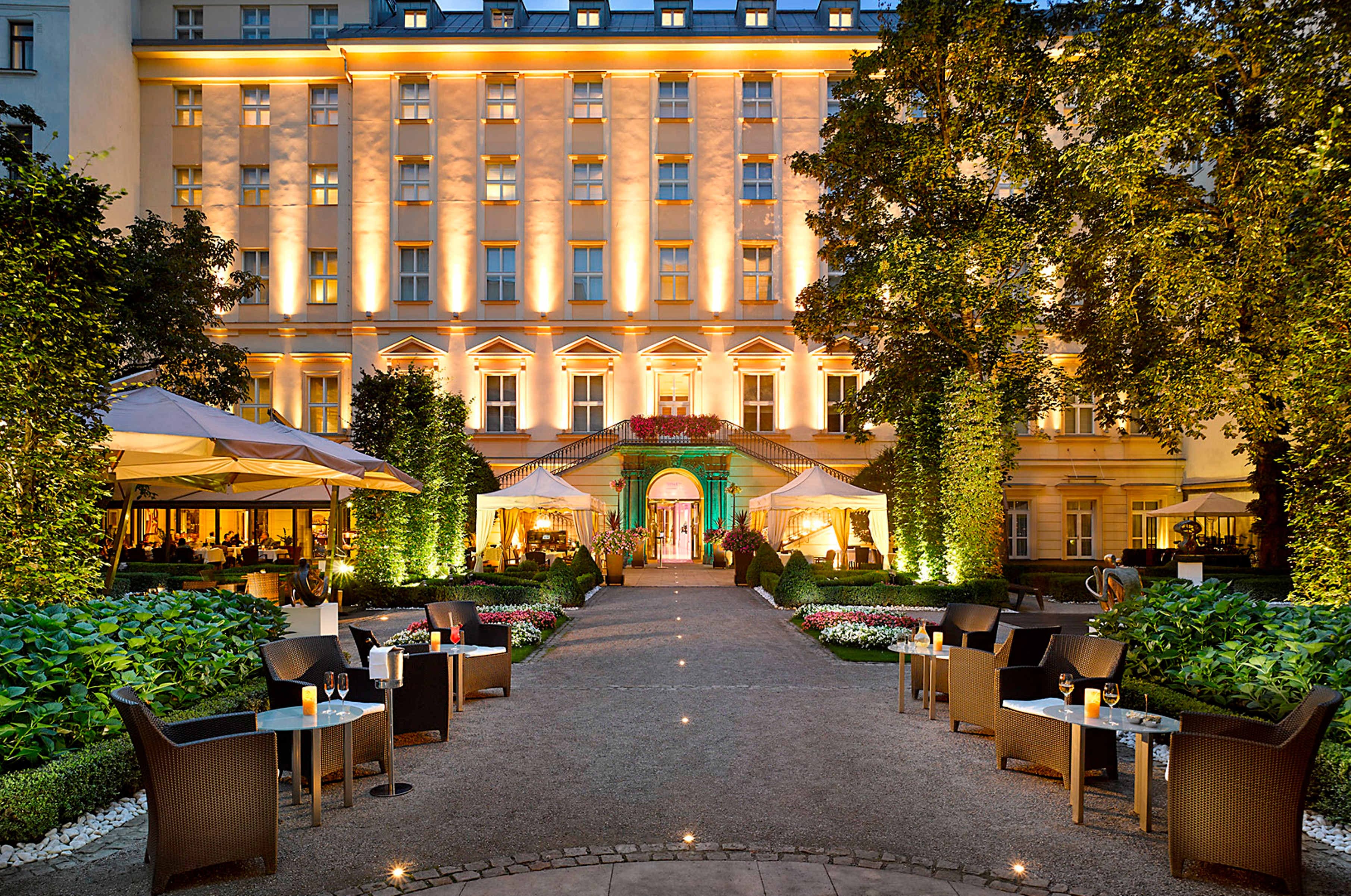The Grand Mark Prague Hotel Ansicht 2