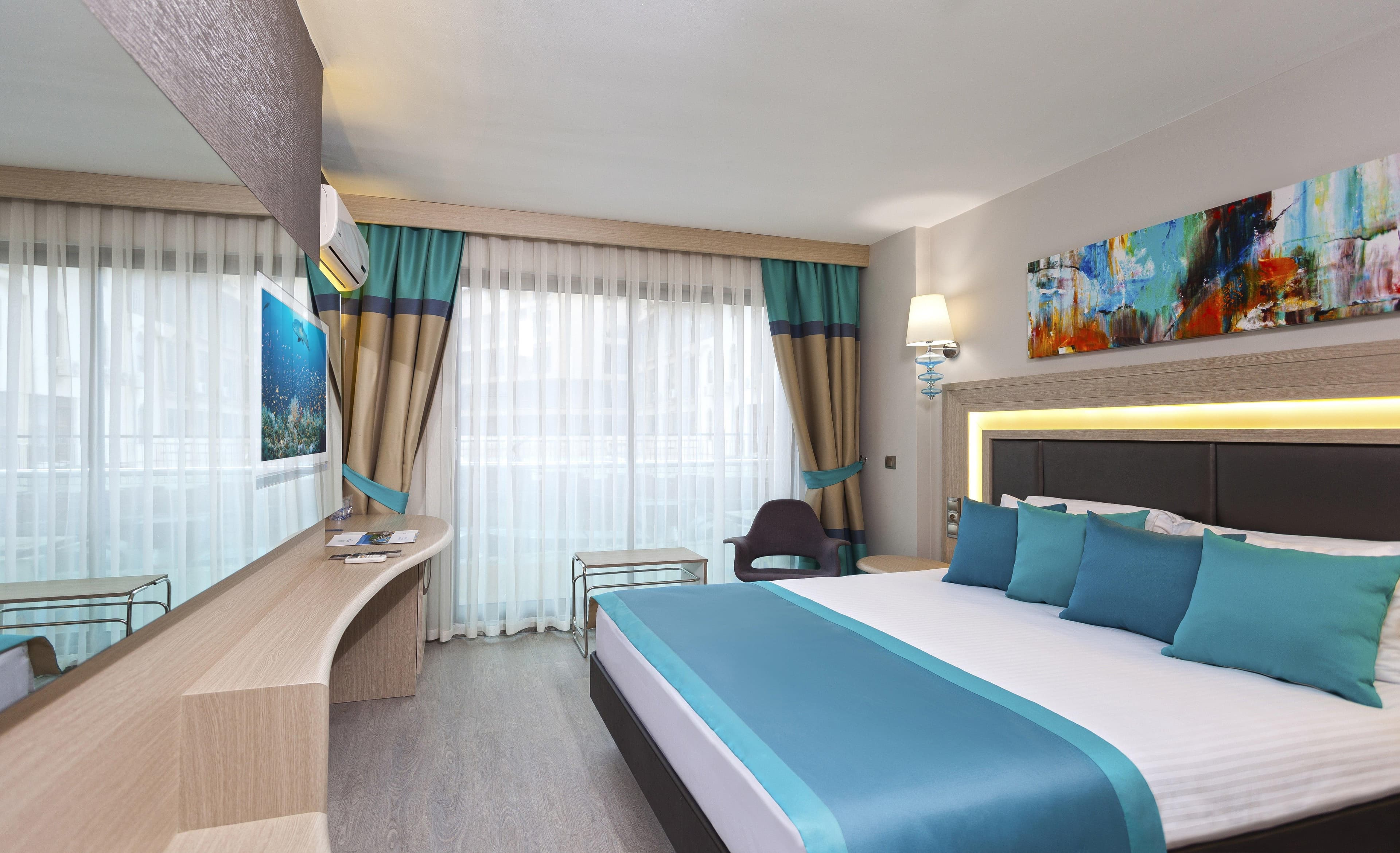 Falcon Hotel Ansicht 4