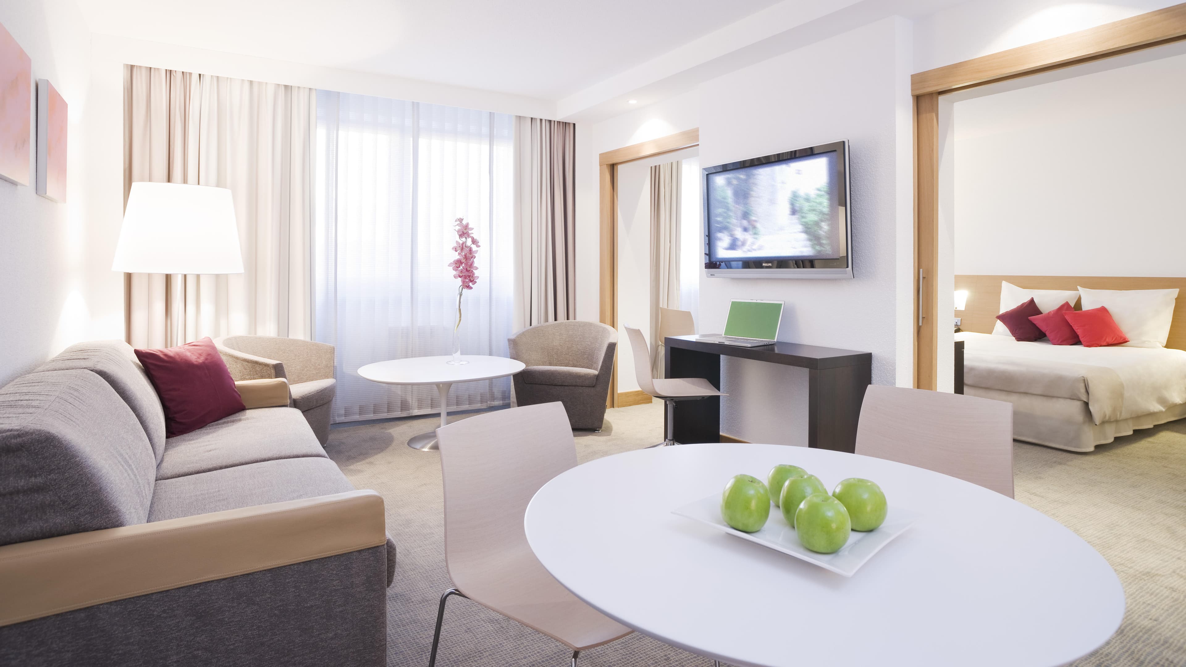 Hotel Novotel Krakow City West Ansicht 4
