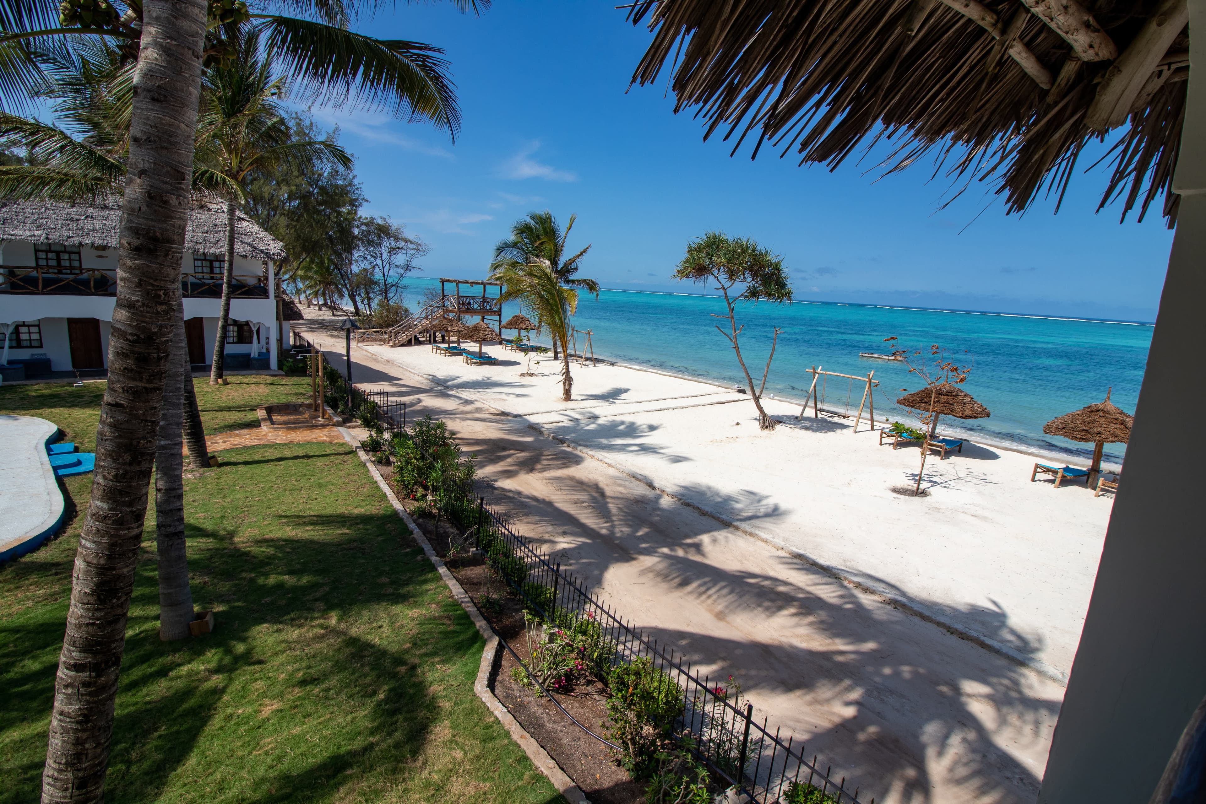 Nest Style Beach Hotel