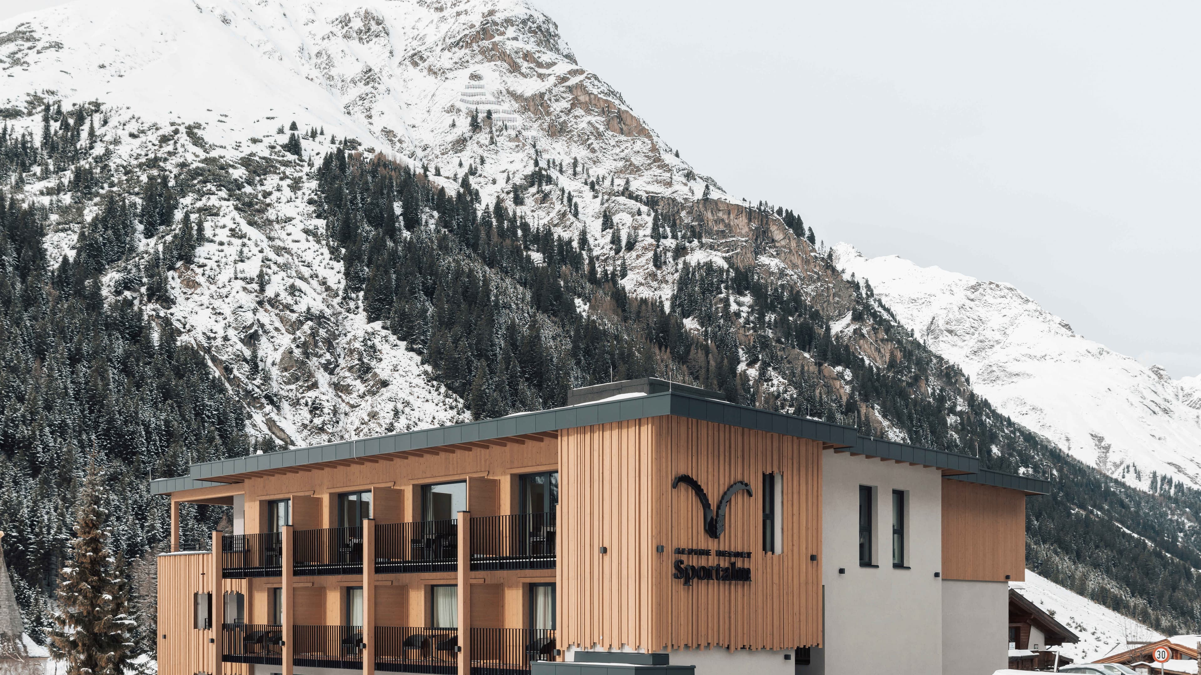 Alpine Resort Sportalm Ansicht 3