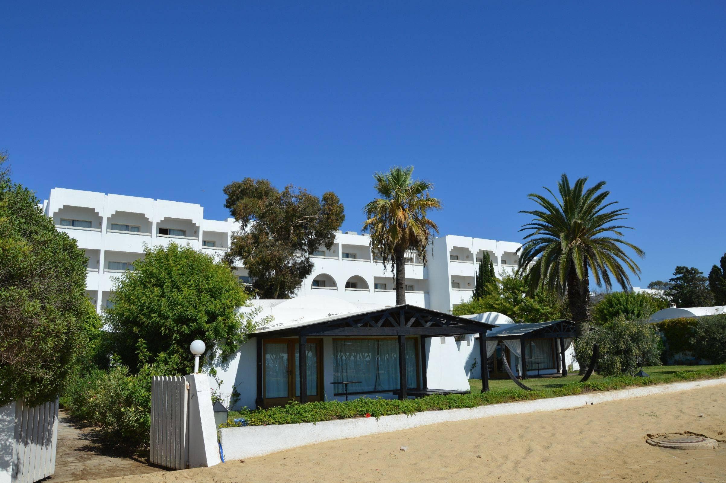 The Orangers Beach Resort and Bungalows Ansicht 2
