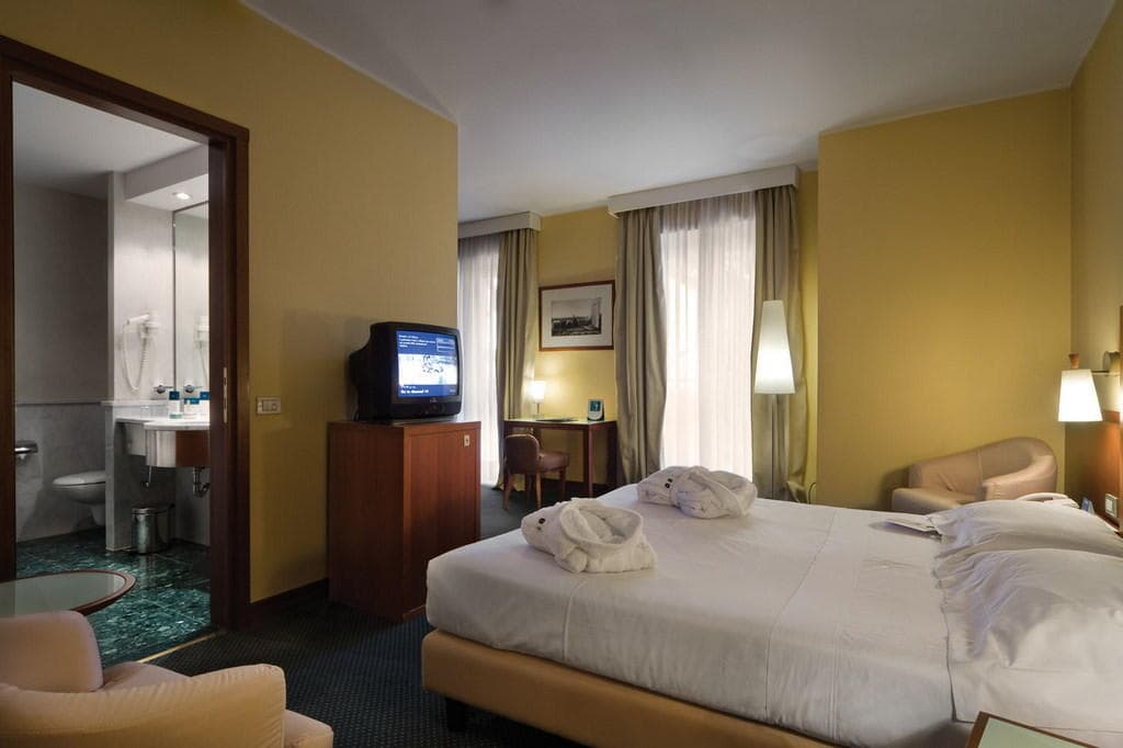 UNAHOTELS Mediterraneo Milano Ansicht 4