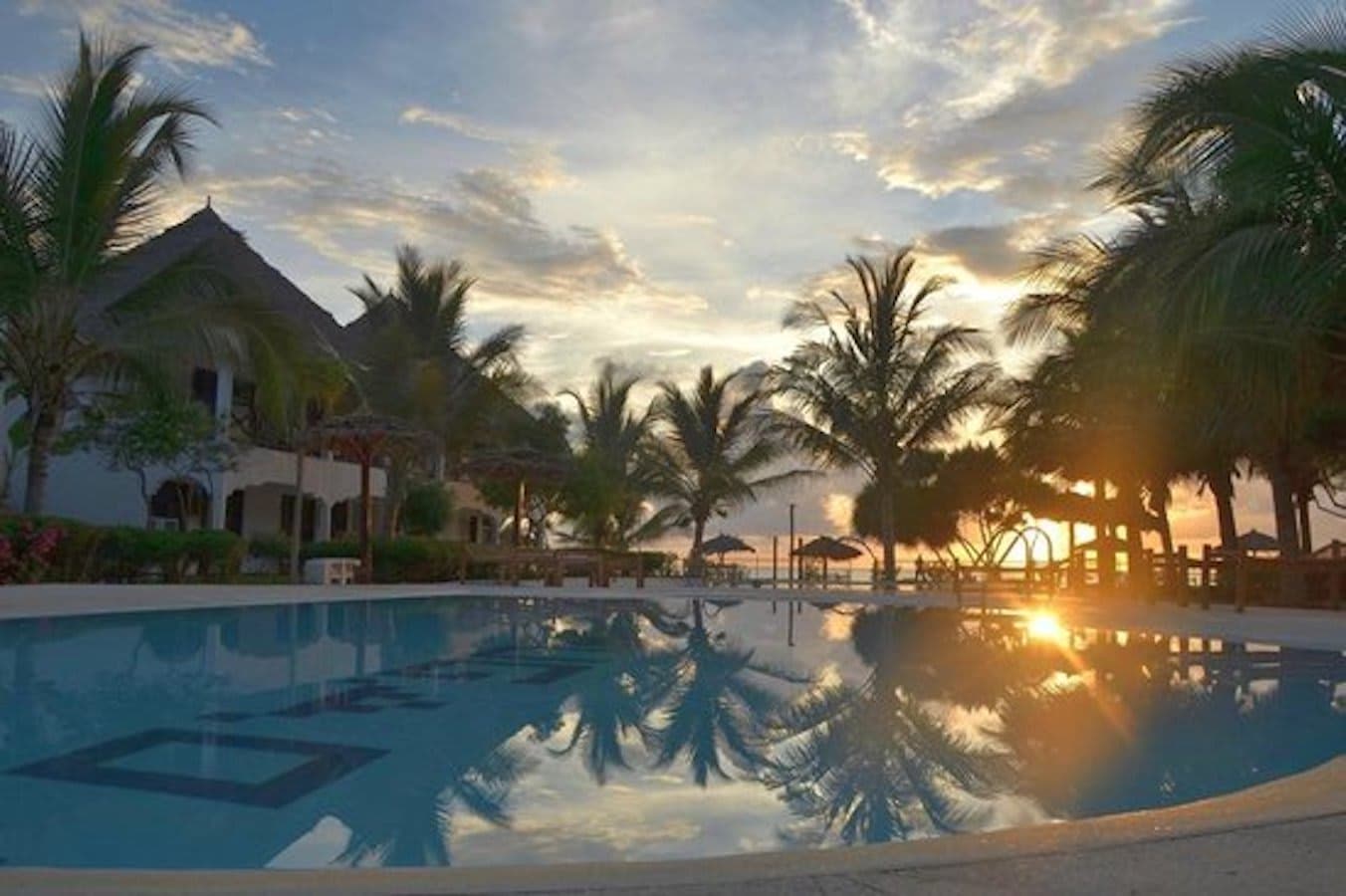 Nest Style Beach Hotel Ansicht 7