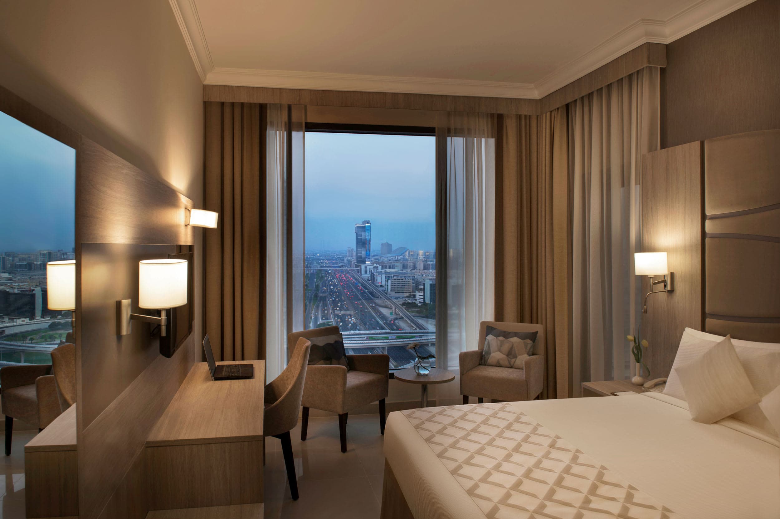 Two Seasons Hotel & Apartments Ansicht 5