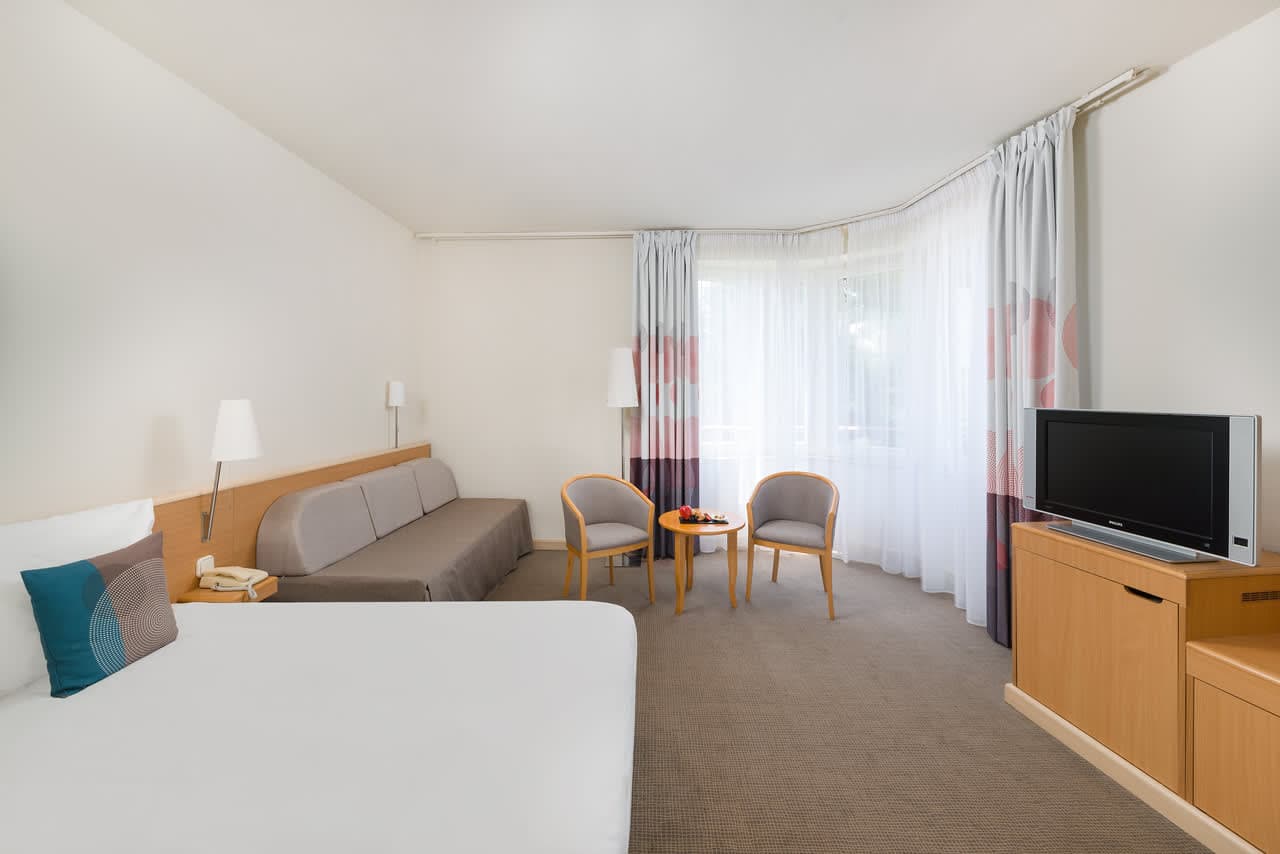 Hotel Novotel Szekesfehervar Ansicht 3