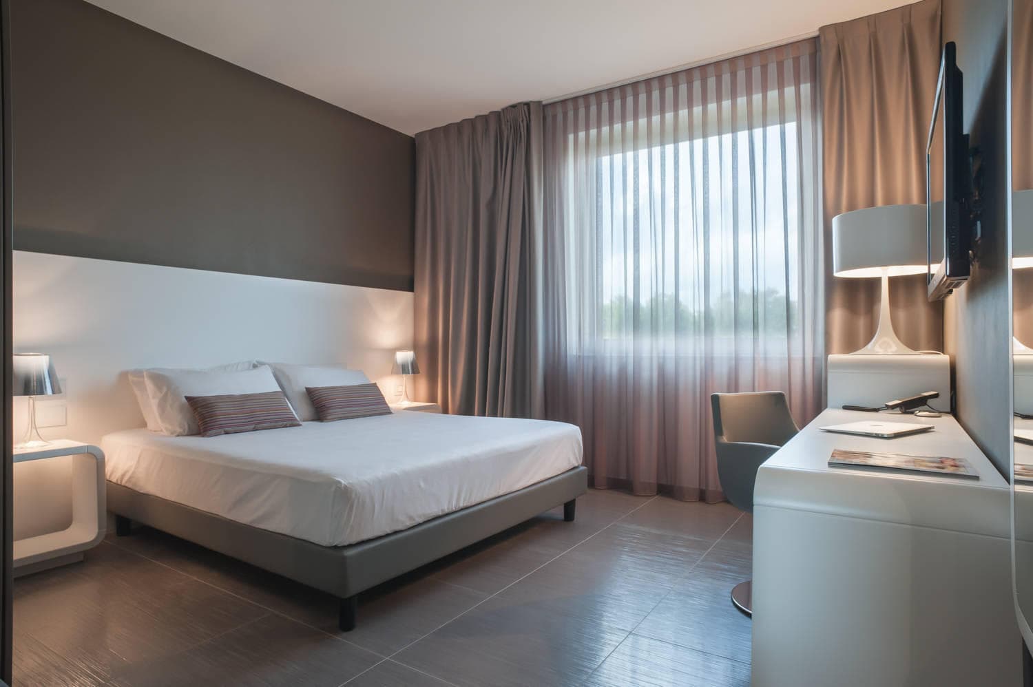 8Piuhotel Ansicht 3