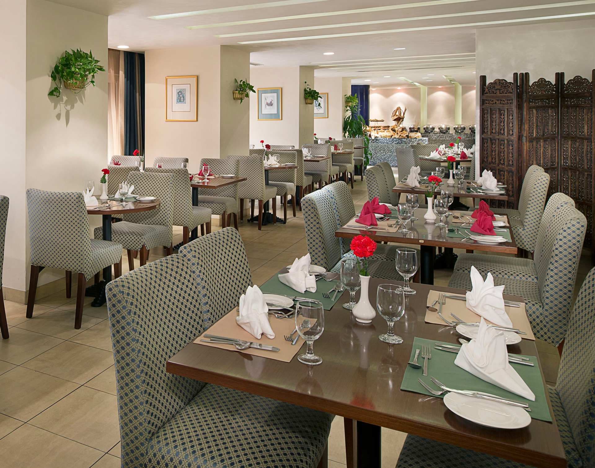 City Seasons AL Hamra Hotel Ansicht 6