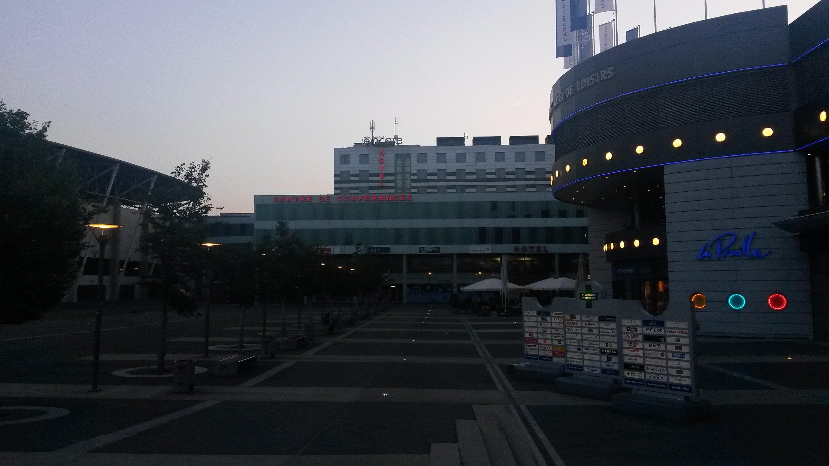 Hotel Ramada Encore Genève Ansicht 3