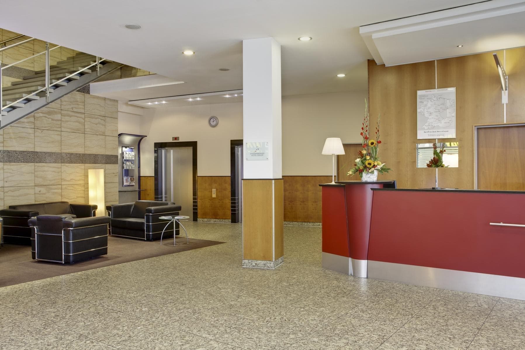 IntercityHotel Berlin Ostbahnhof Ansicht 9